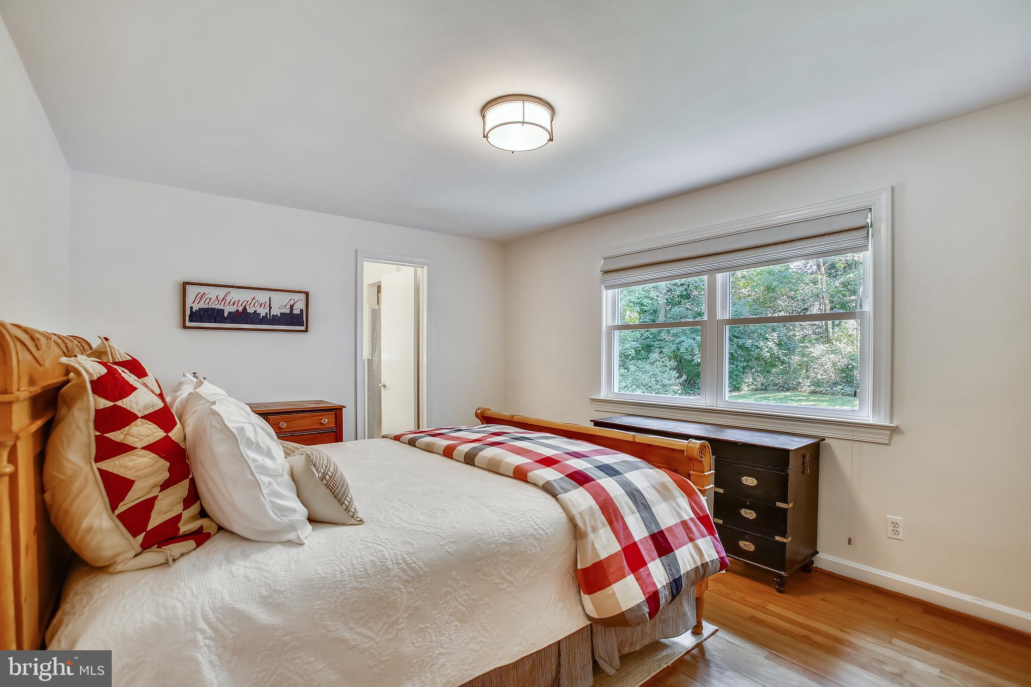 YORKTOWN - Residential