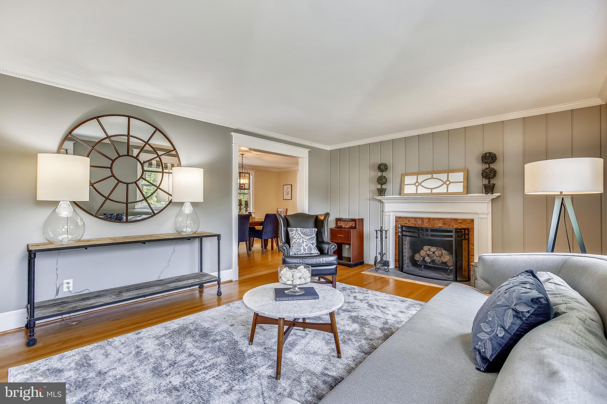 YORKTOWN - Residential