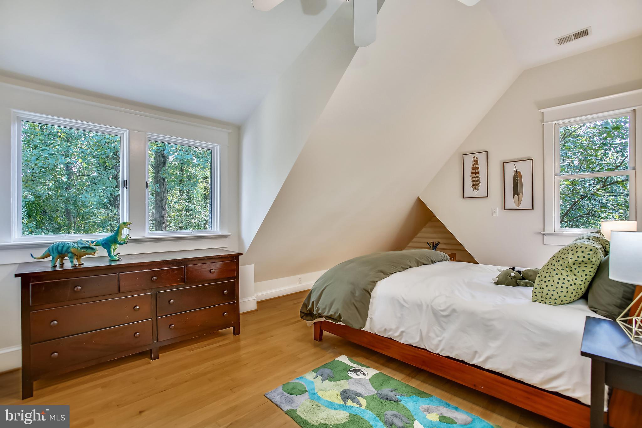 YORKTOWN - Residential