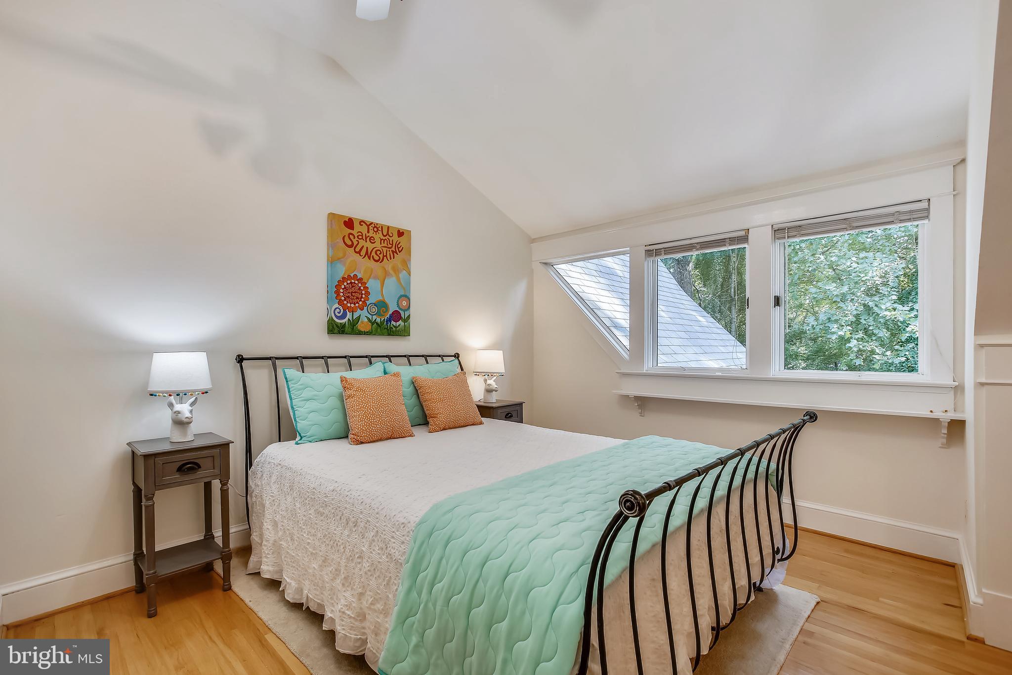 YORKTOWN - Residential