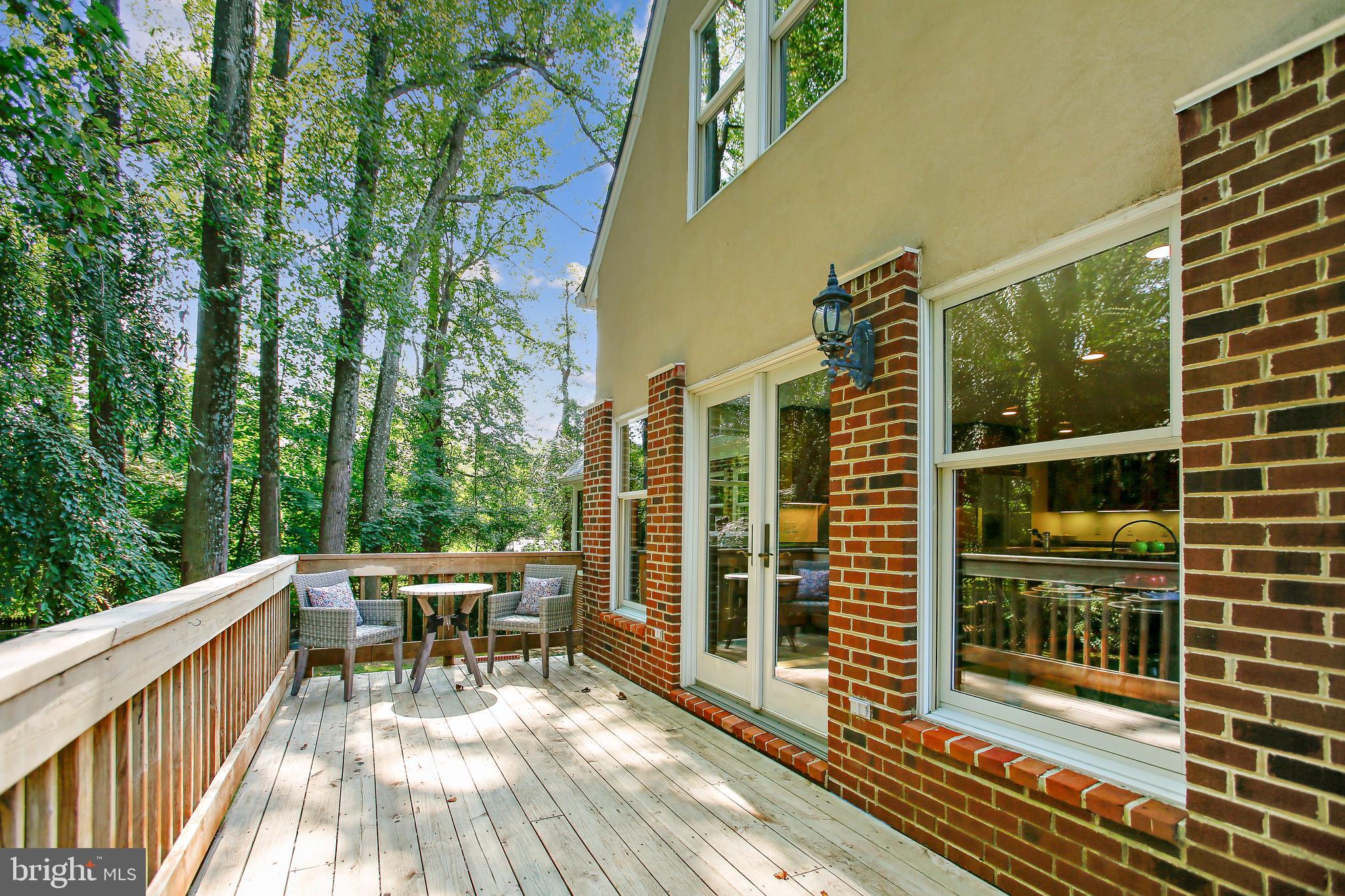 YORKTOWN - Residential