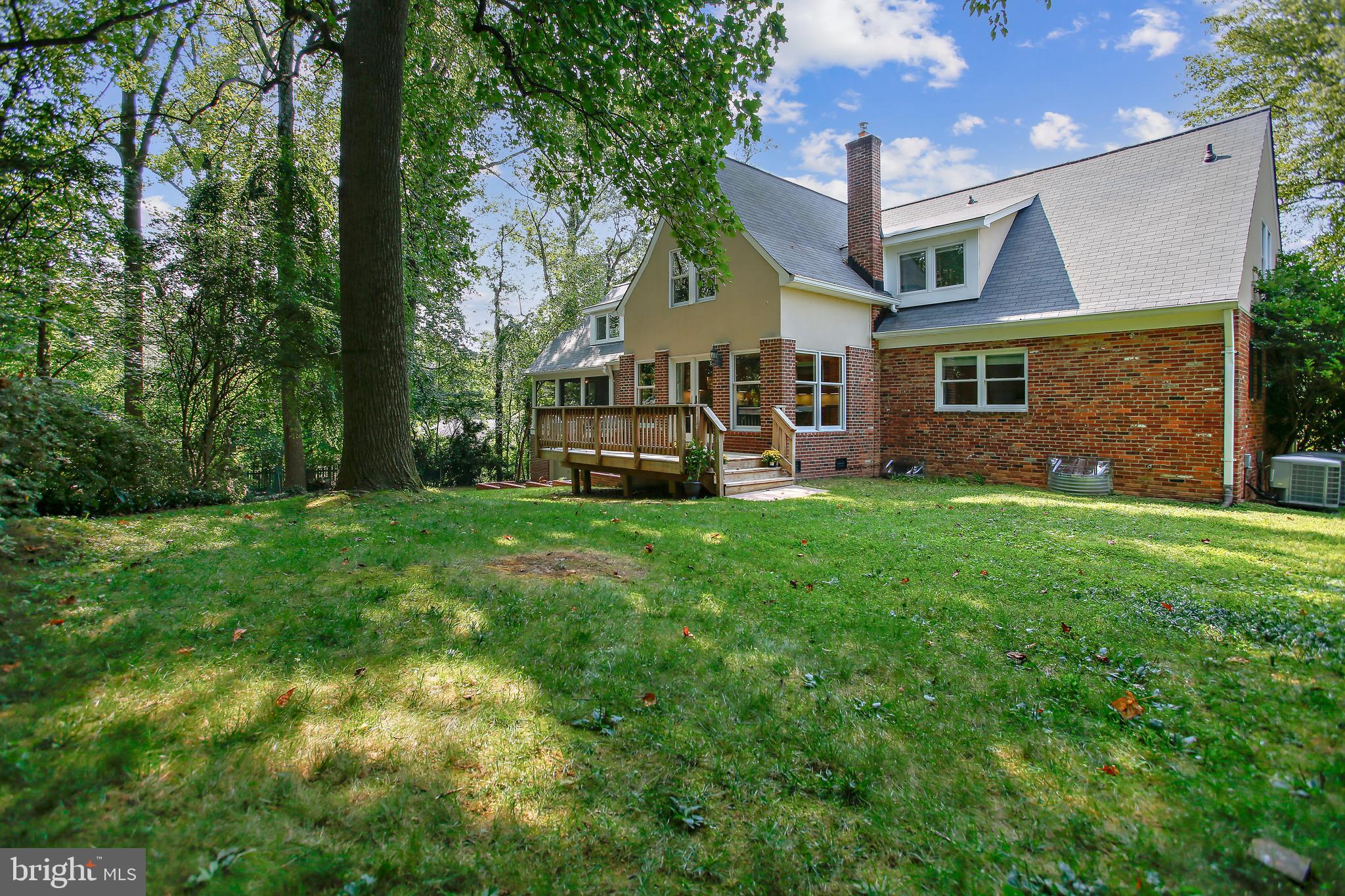 YORKTOWN - Residential