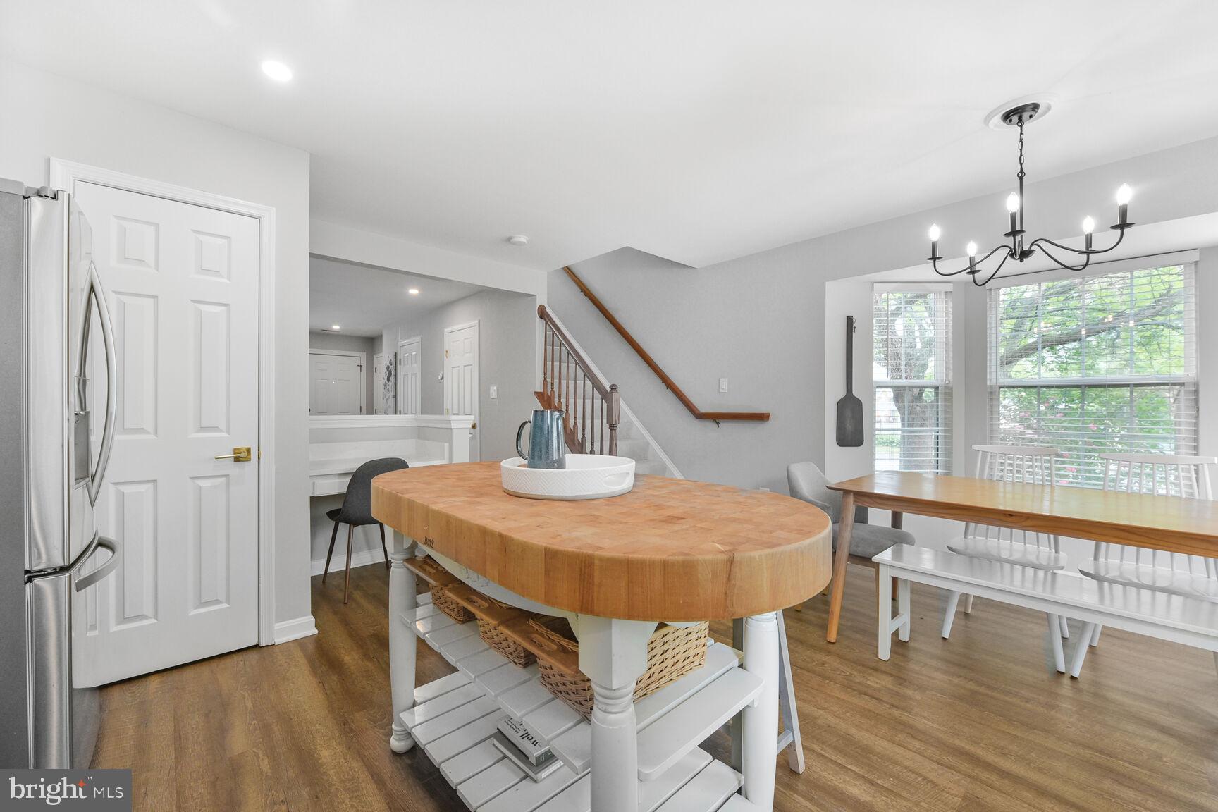 SOUTH RIDING - Residential