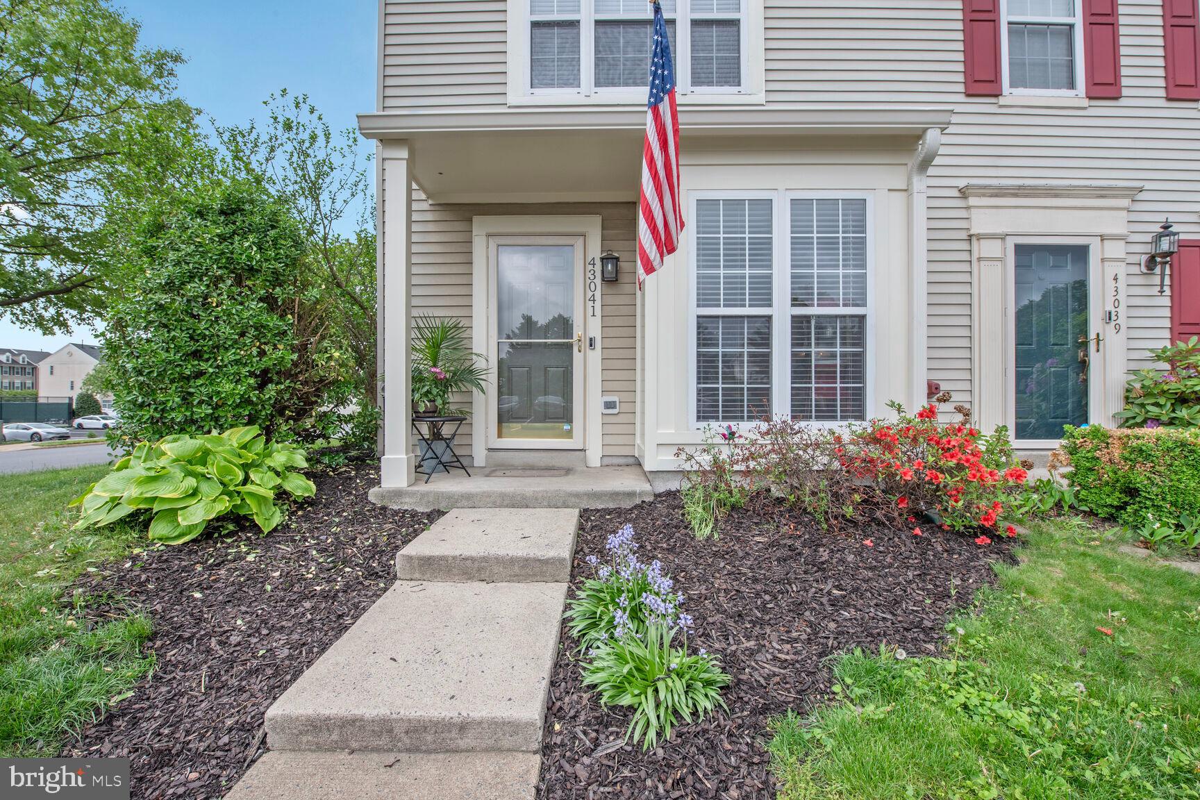 SOUTH RIDING - Residential