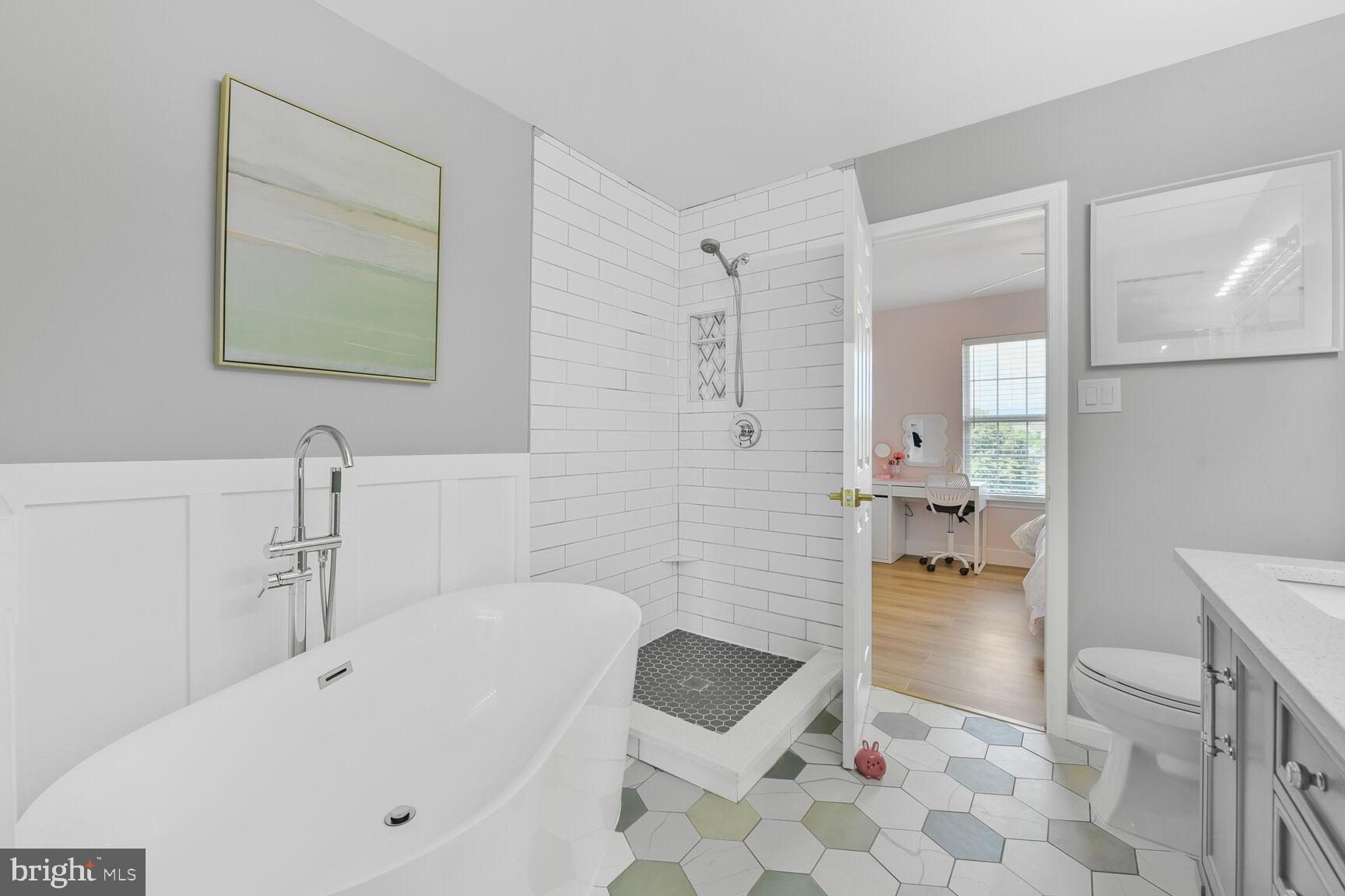 SOUTH RIDING - Residential