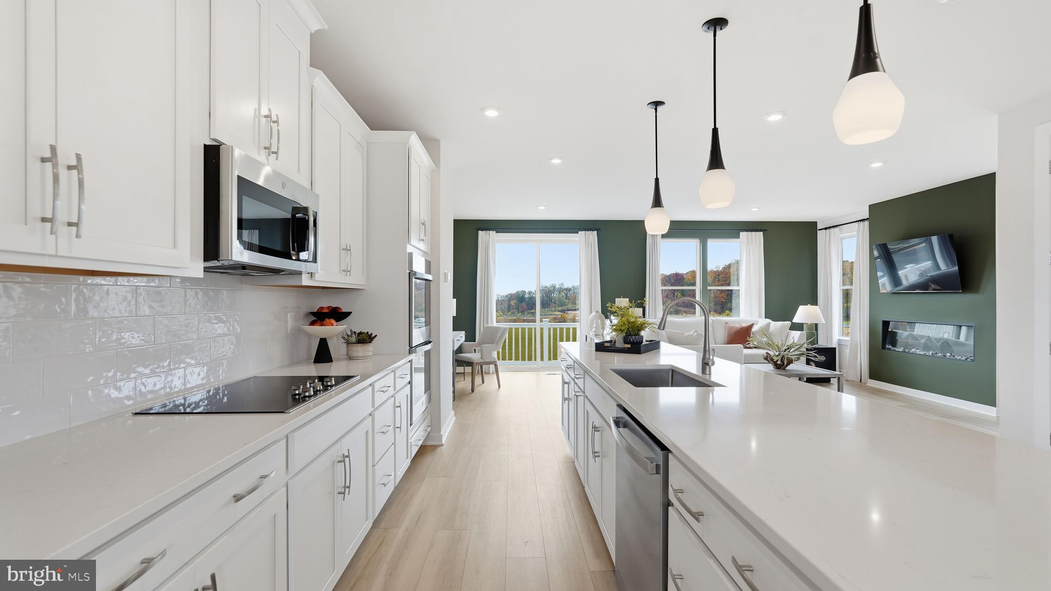 POTOMAC SHORES - Residential