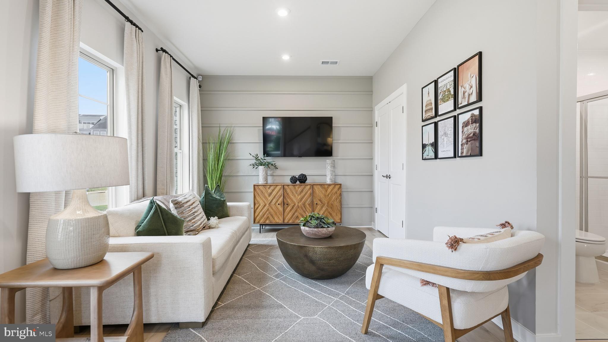 POTOMAC SHORES - Residential