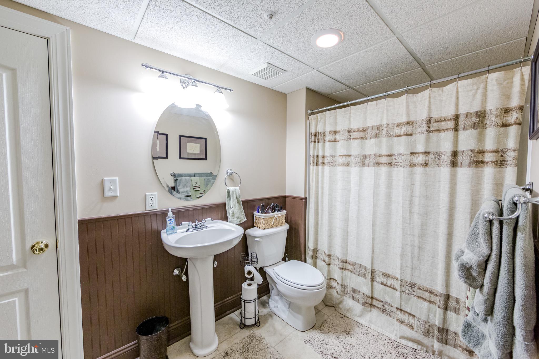 SWEDESFORD CHASE - Residential