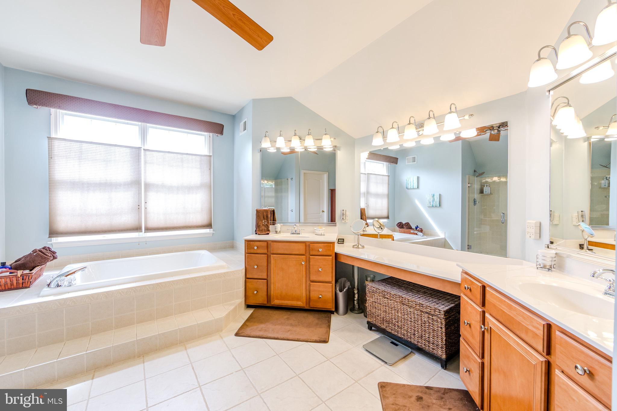 SWEDESFORD CHASE - Residential