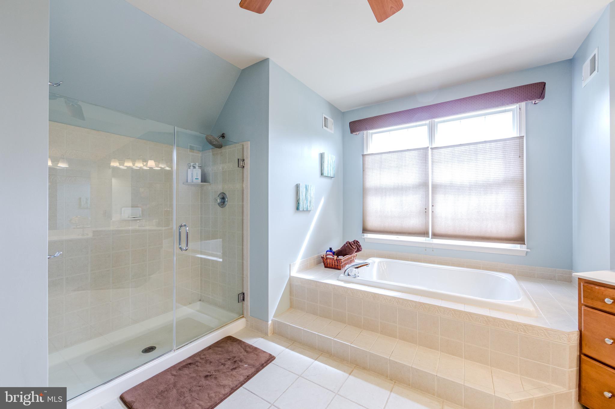 SWEDESFORD CHASE - Residential