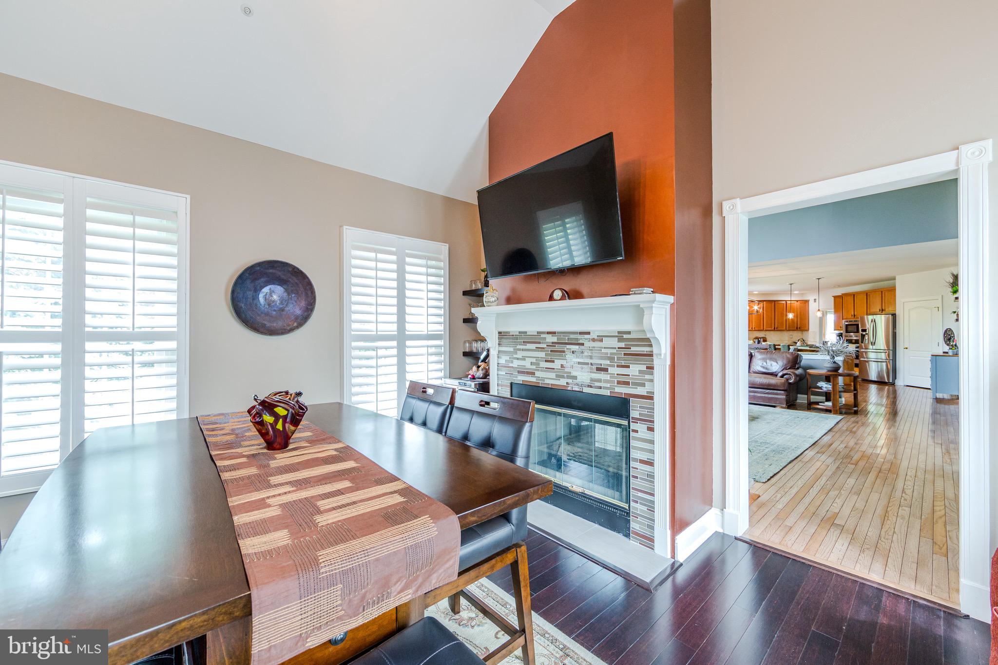 SWEDESFORD CHASE - Residential