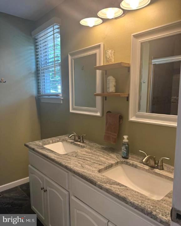 100 ACRE WOODS - Residential