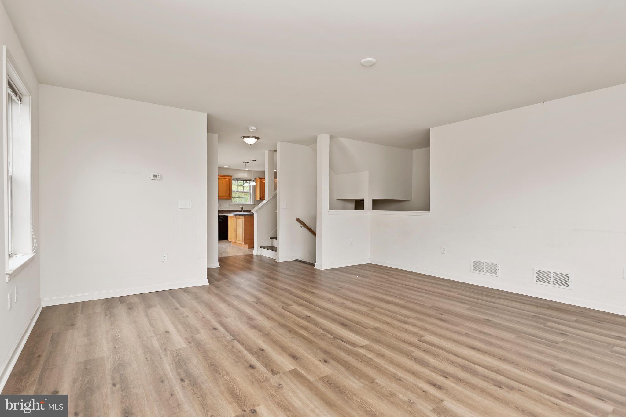 WEATHERSTONE - Residential