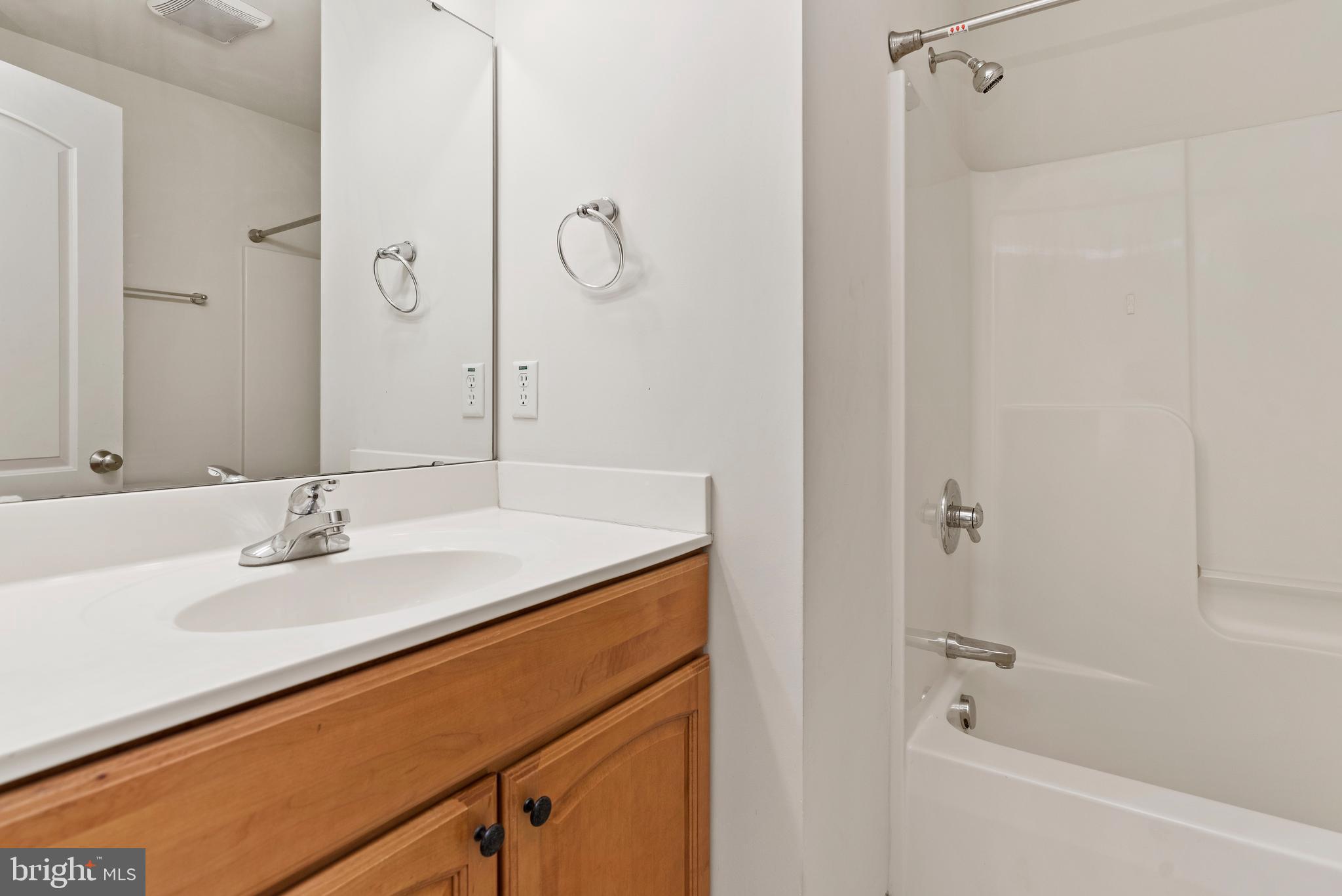 WEATHERSTONE - Residential