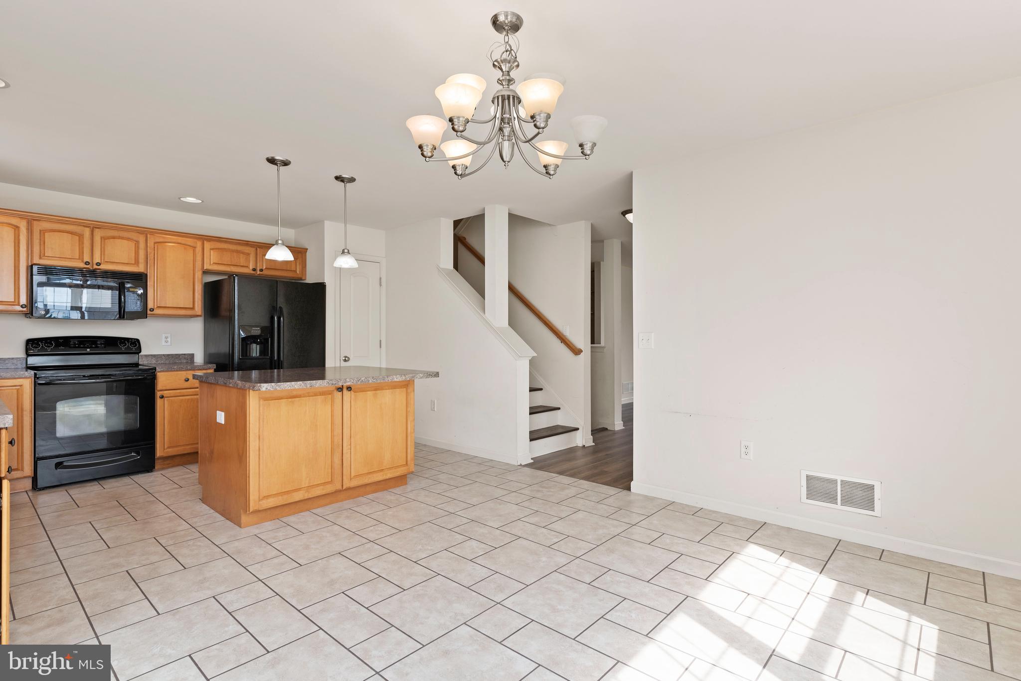 WEATHERSTONE - Residential