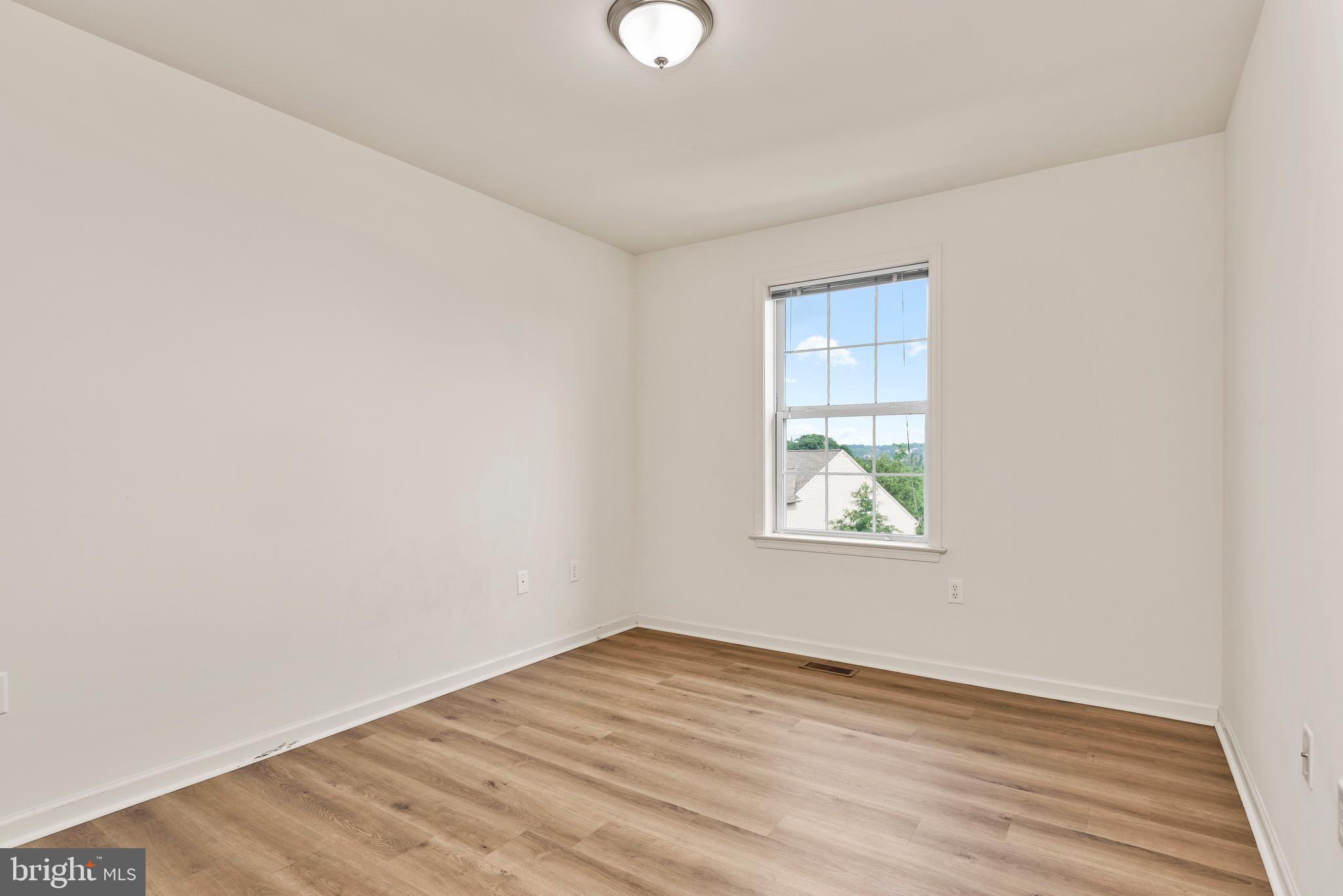 WEATHERSTONE - Residential