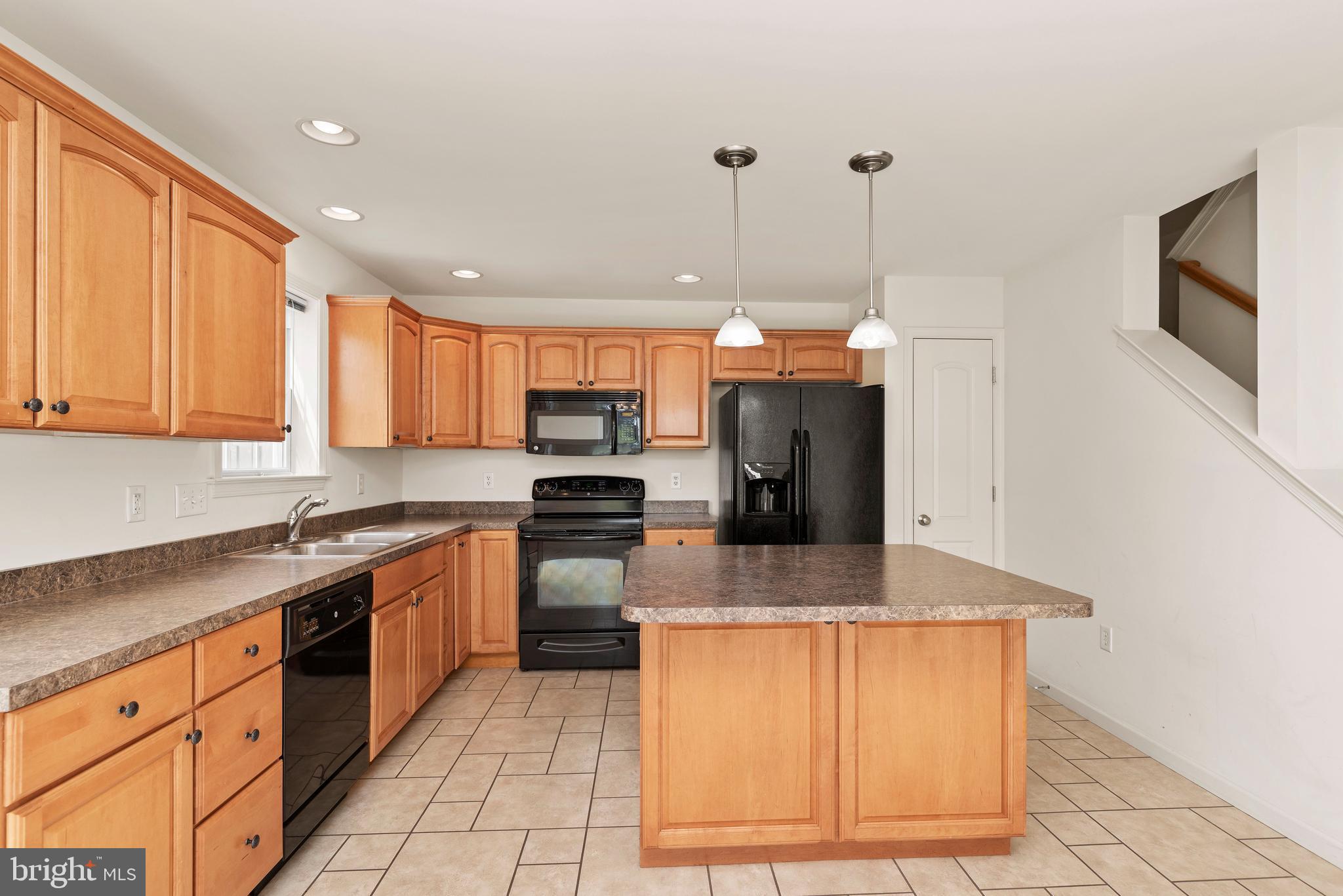 WEATHERSTONE - Residential