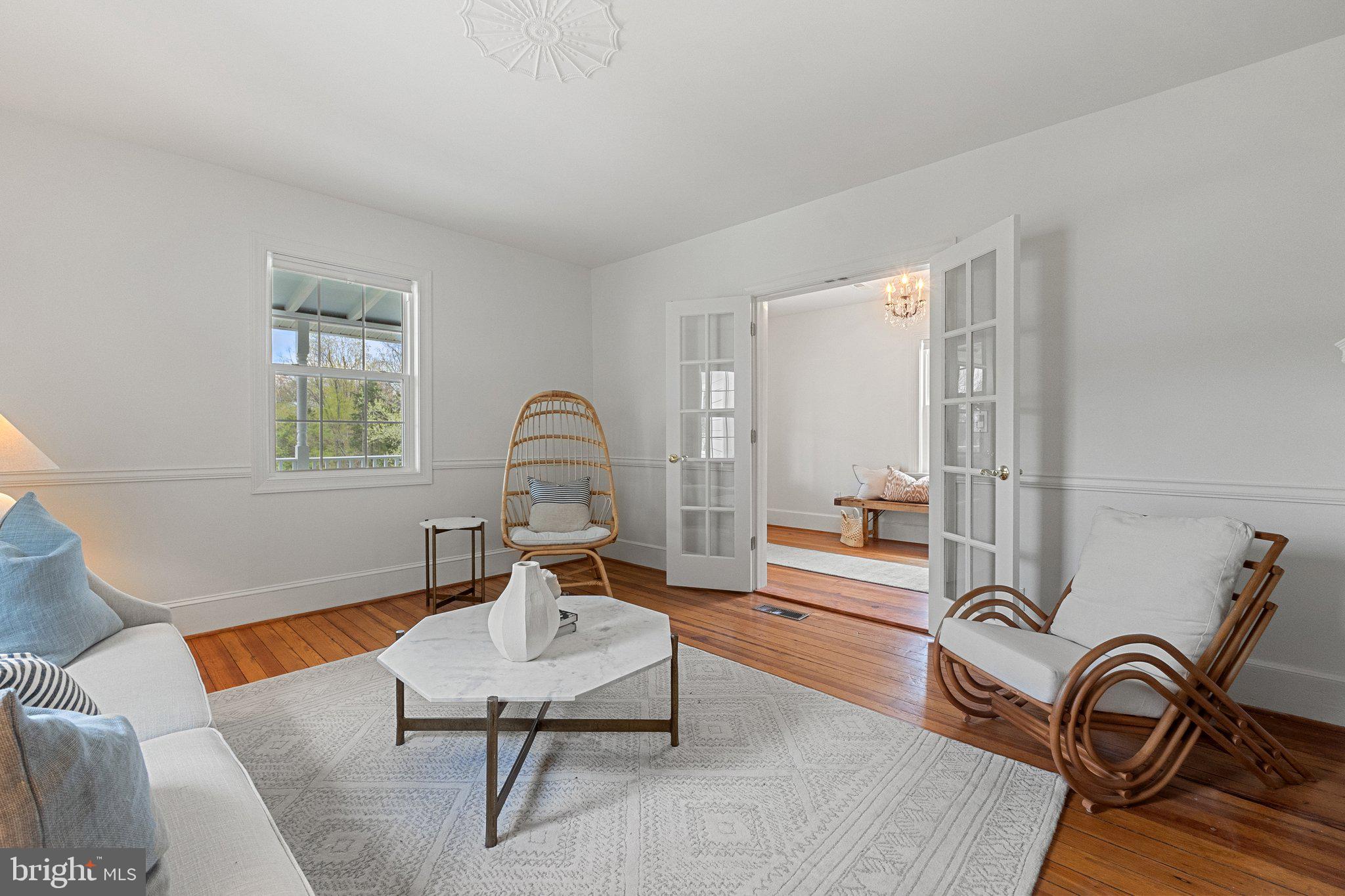 LEESBURG - Residential