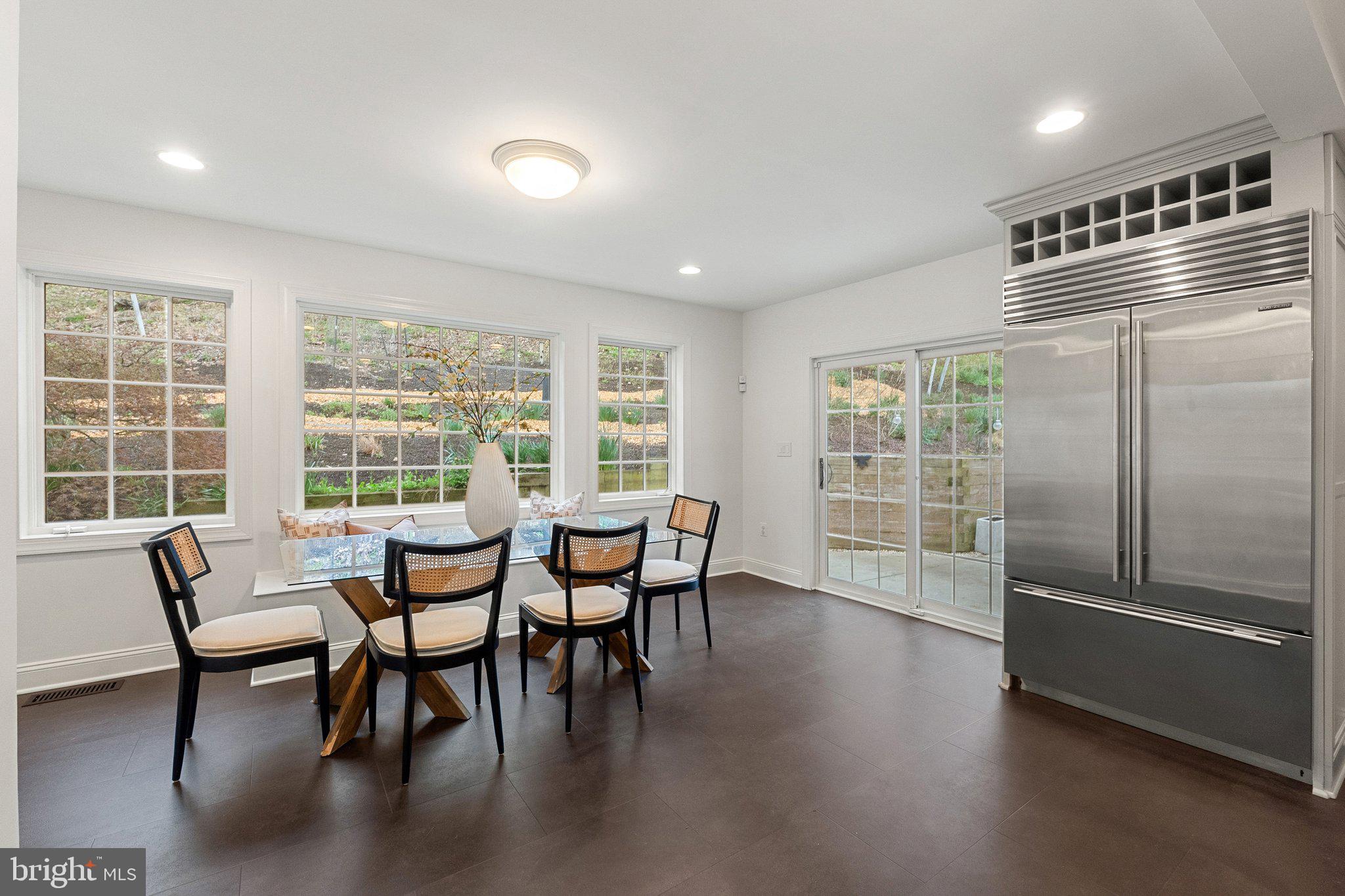 LEESBURG - Residential