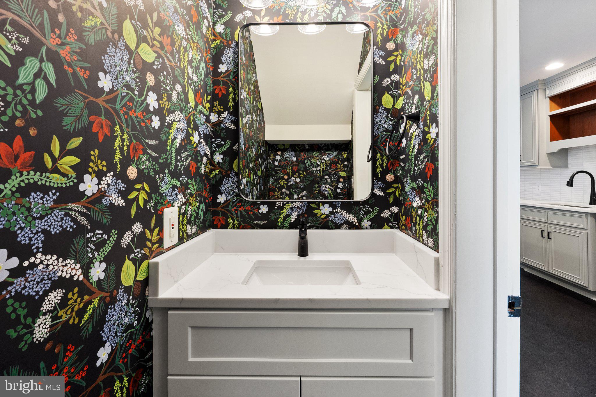 LEESBURG - Residential