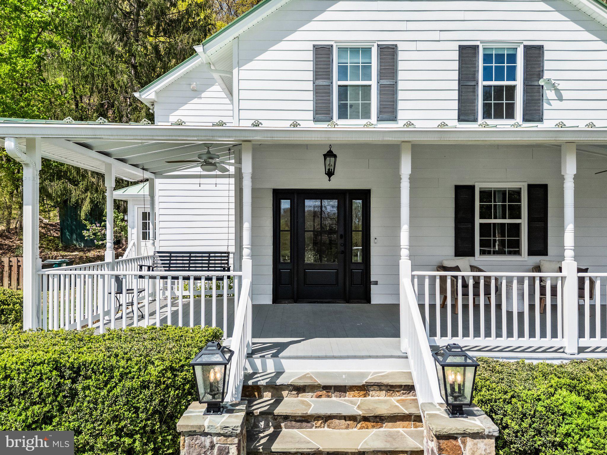 LEESBURG - Residential