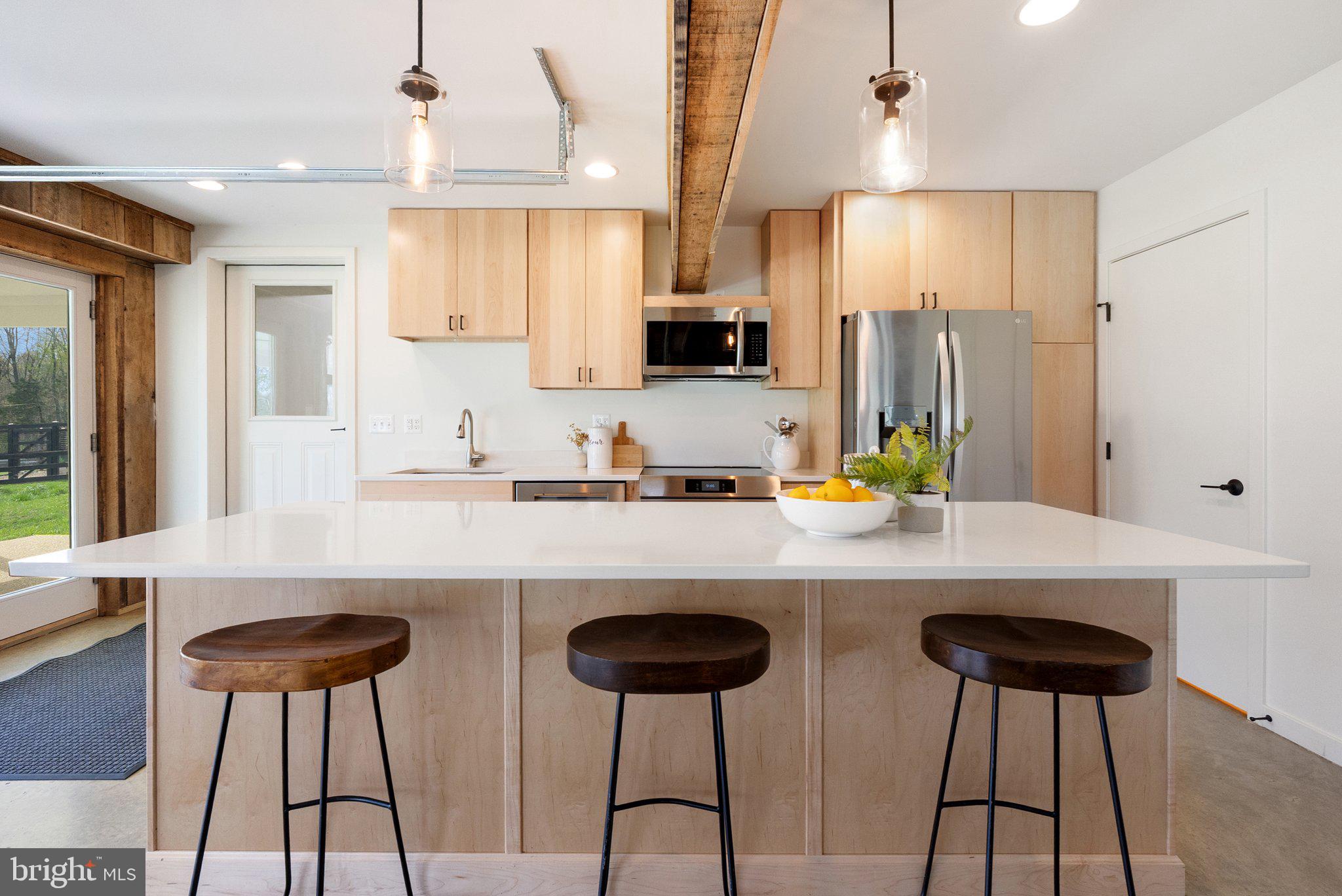 LEESBURG - Residential