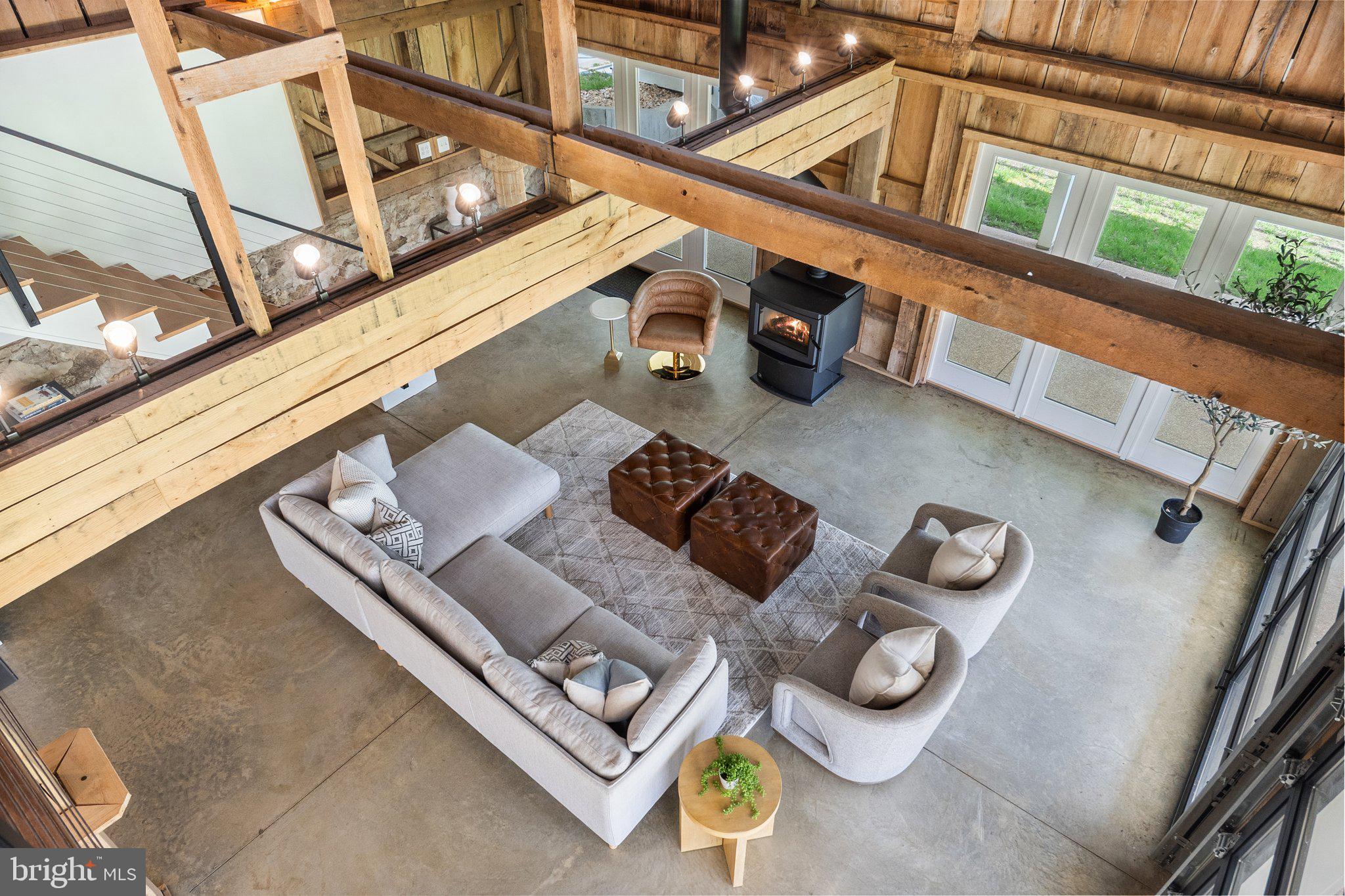 LEESBURG - Residential