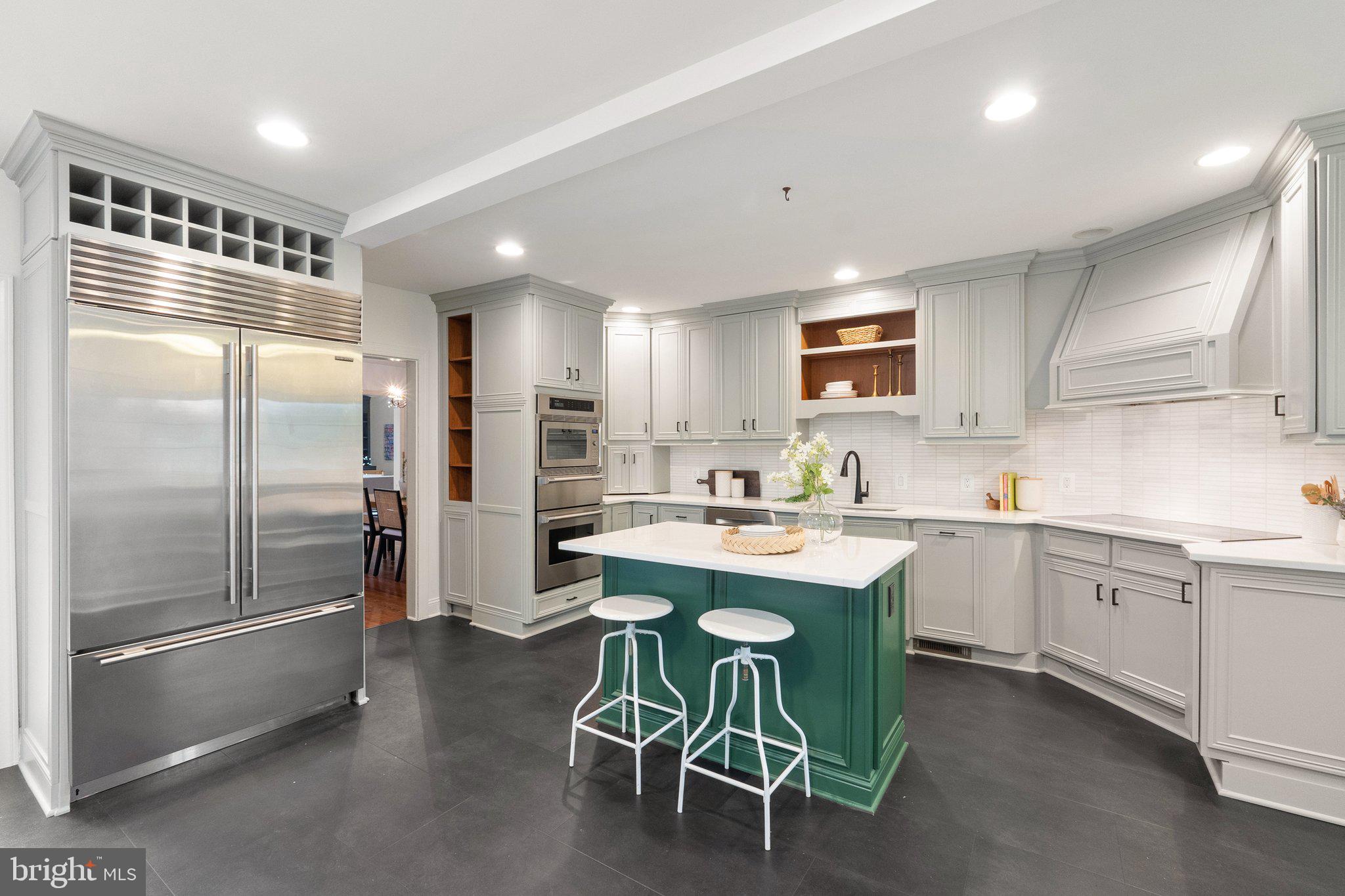 LEESBURG - Residential