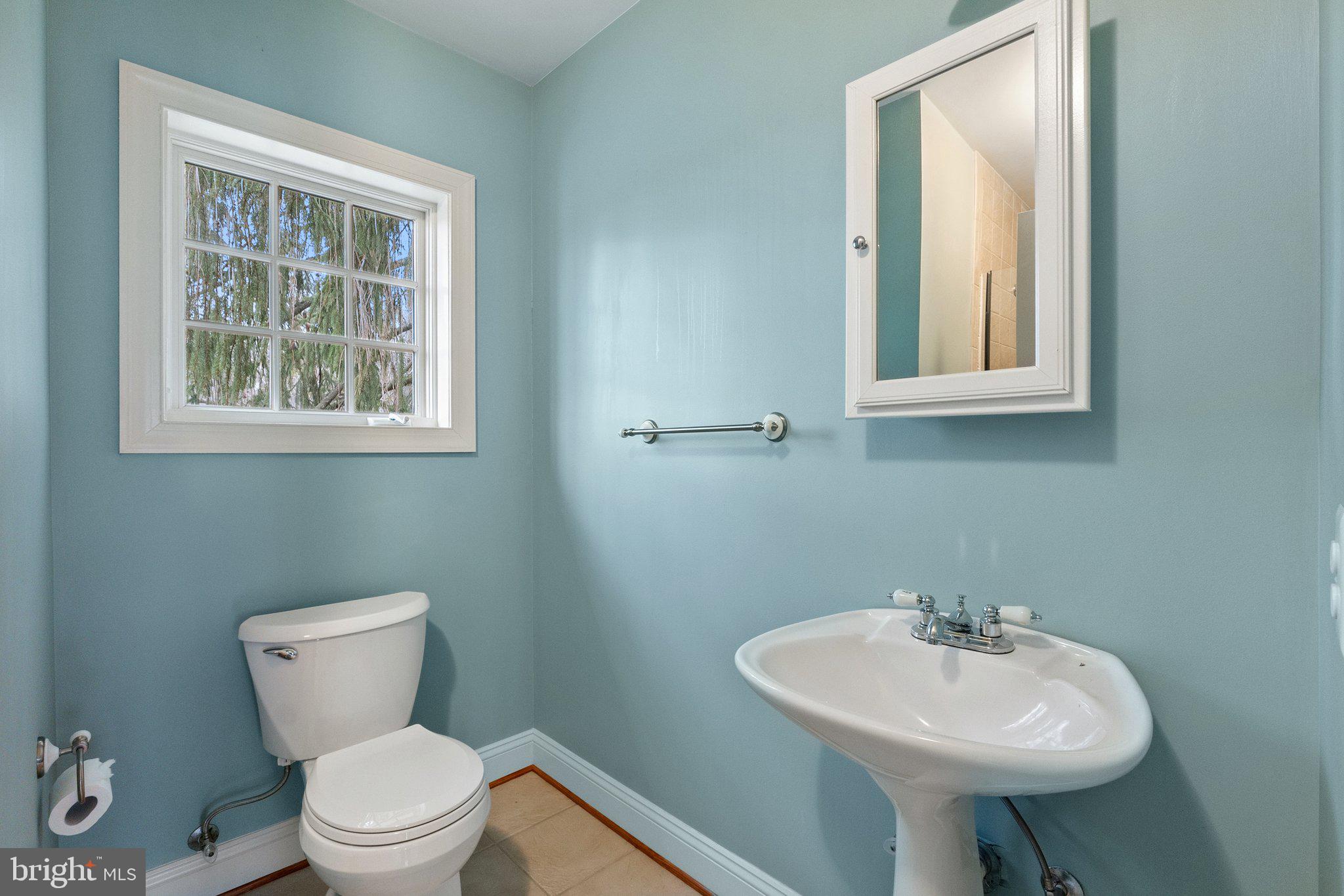 LEESBURG - Residential