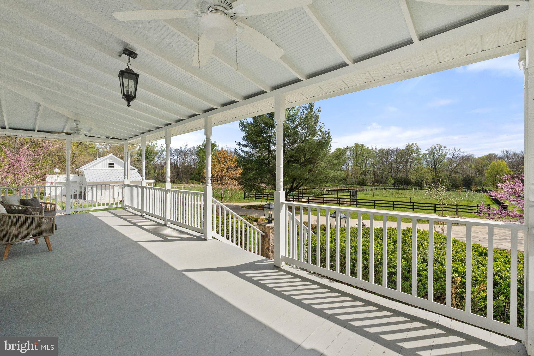 LEESBURG - Residential