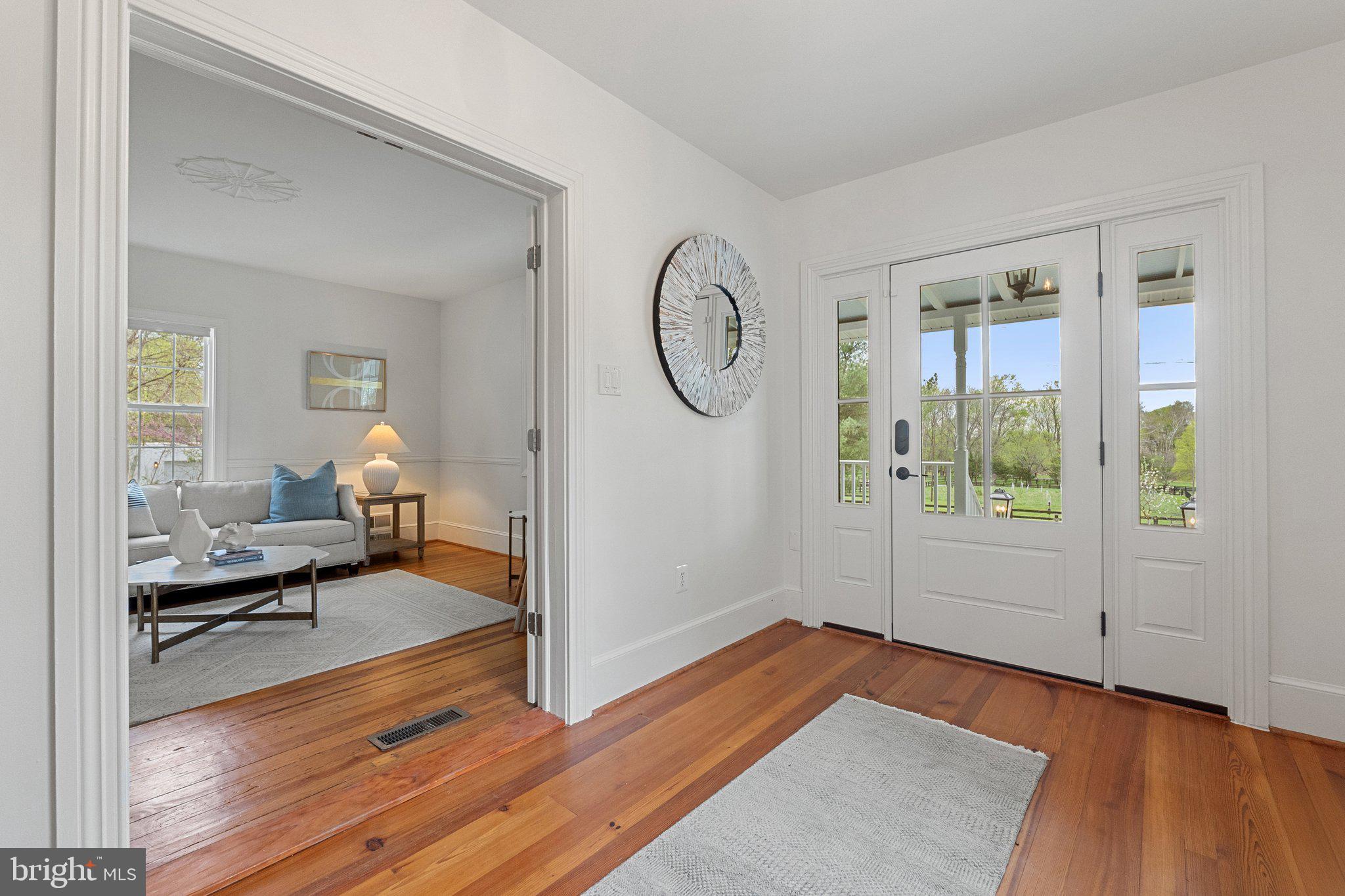 LEESBURG - Residential