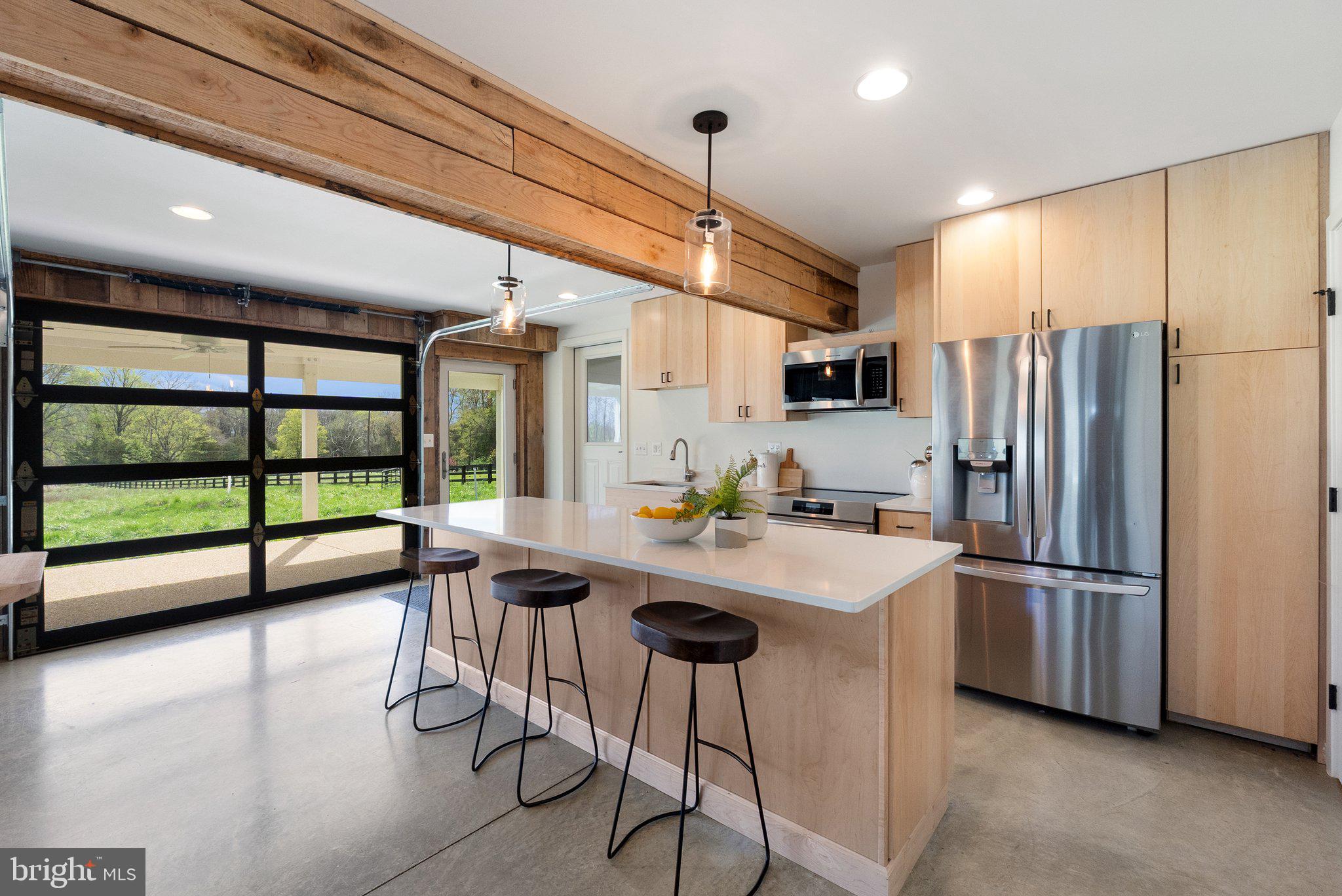 LEESBURG - Residential