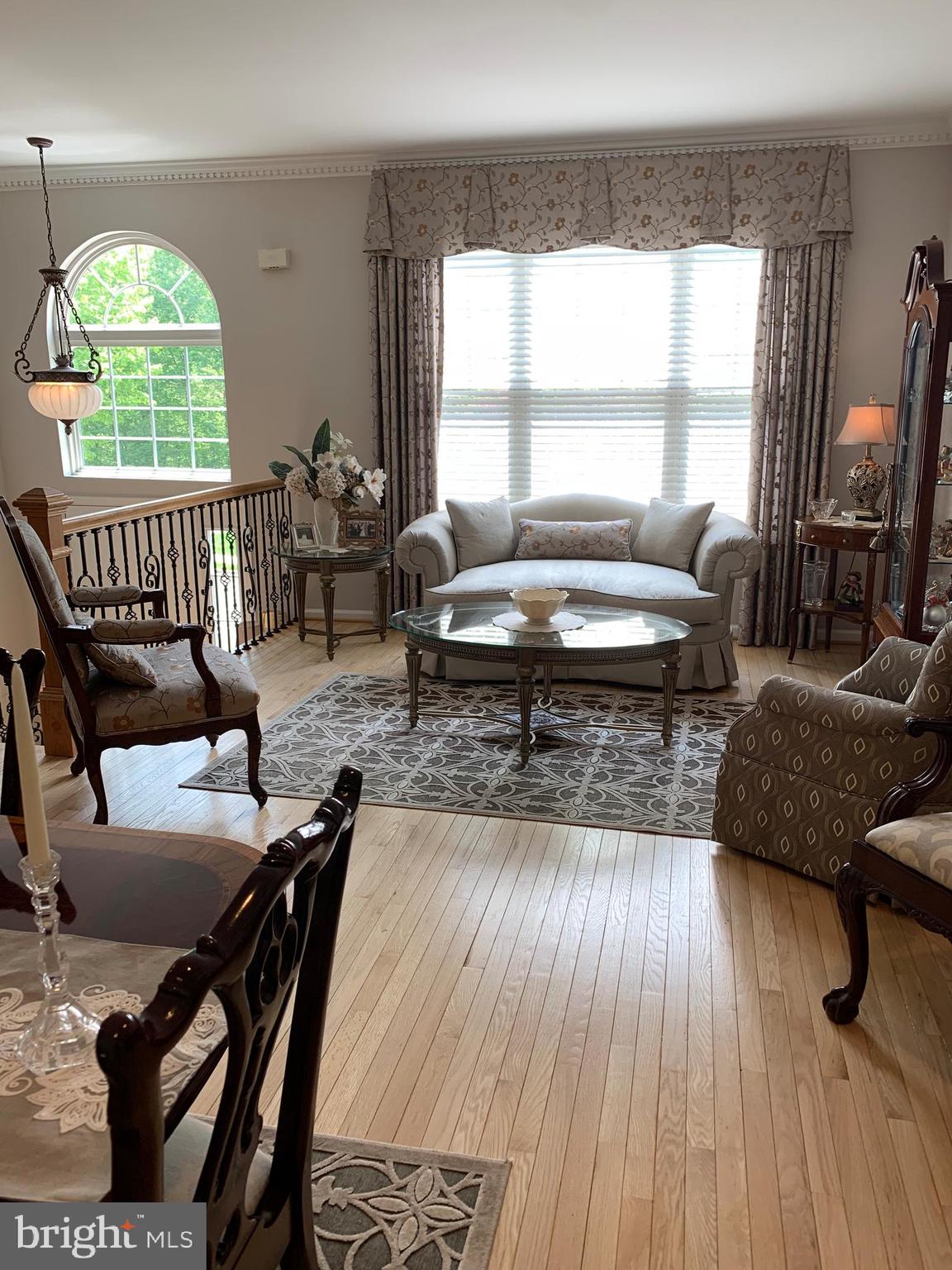 CHARLESTOWN OAKS - Residential