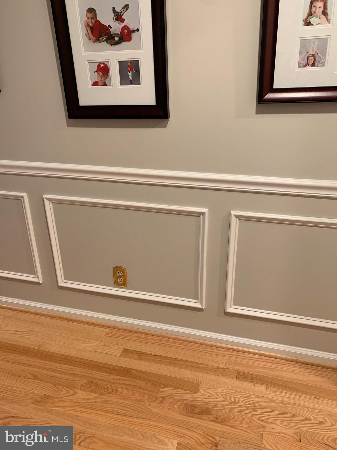 CHARLESTOWN OAKS - Residential