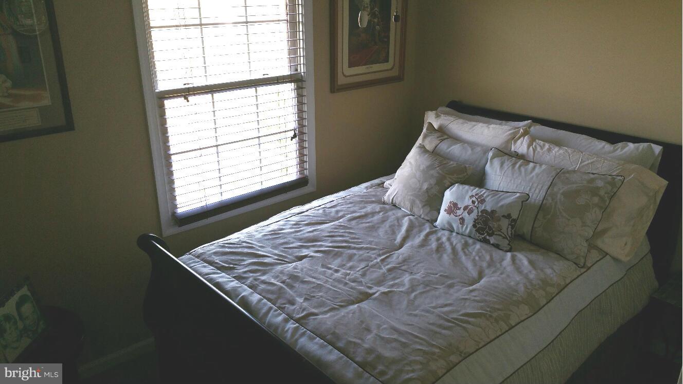 PINEY ORCHARD - Residential