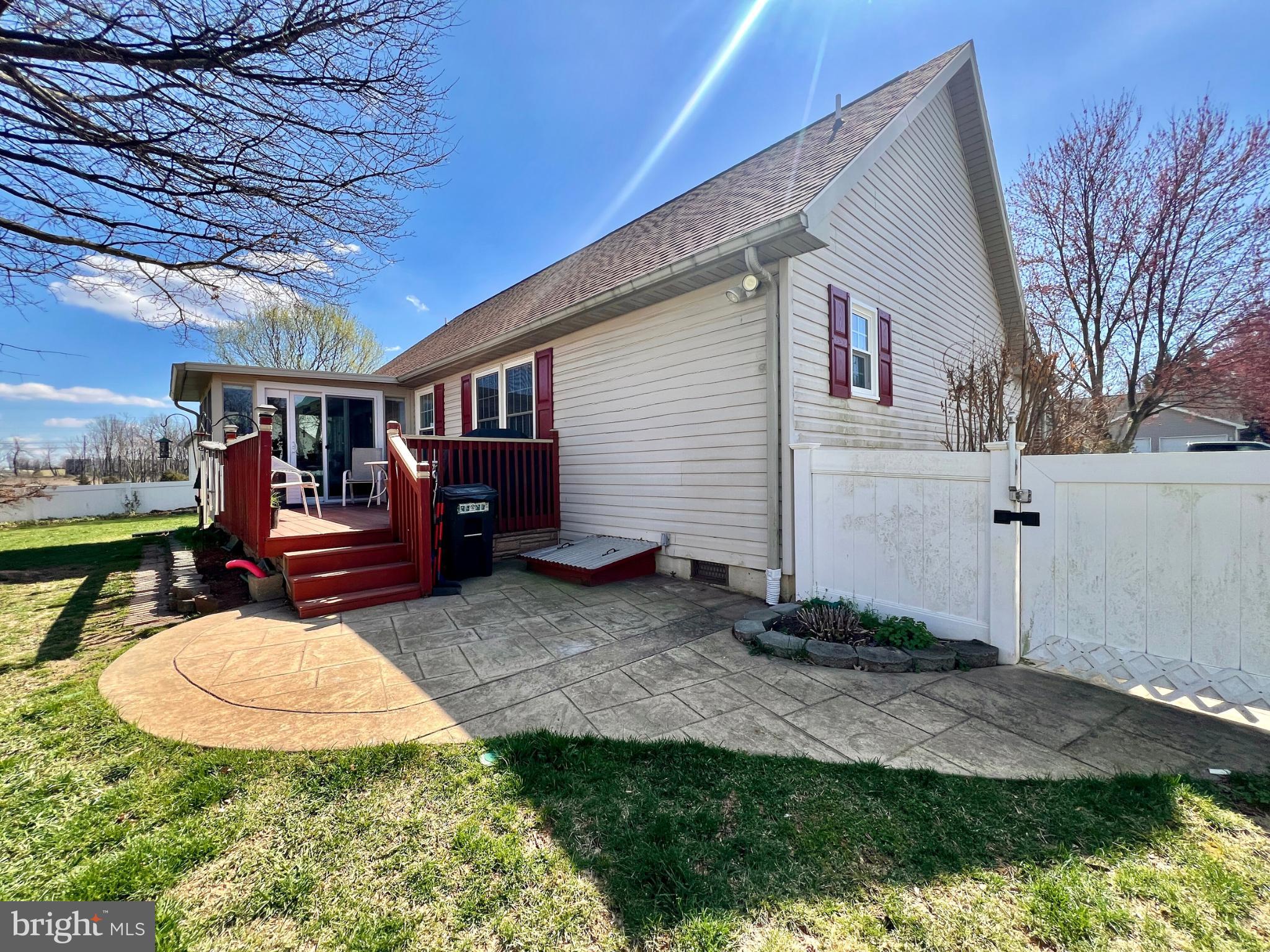 SPRING MILLS - Residential