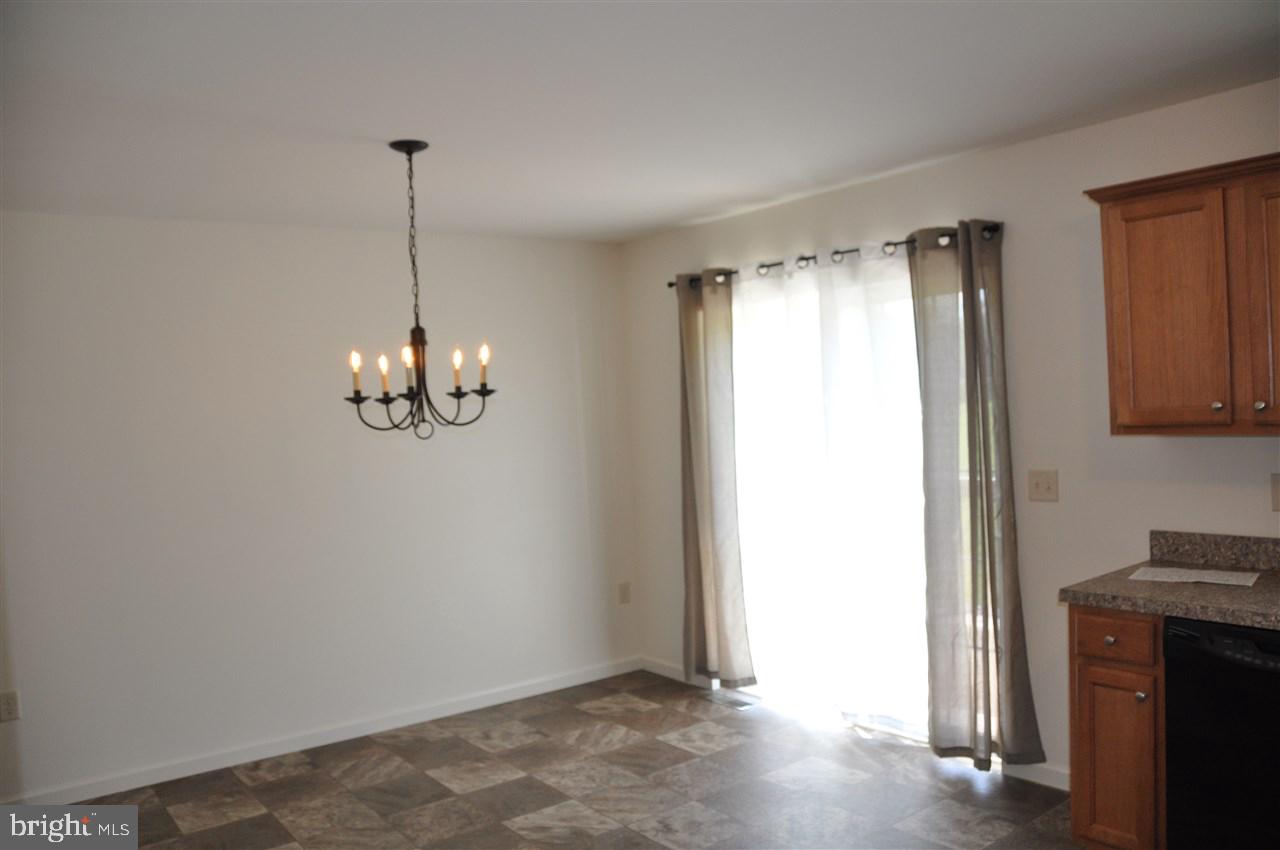 ENCLAVE AT HUNTER CREEK - Residential