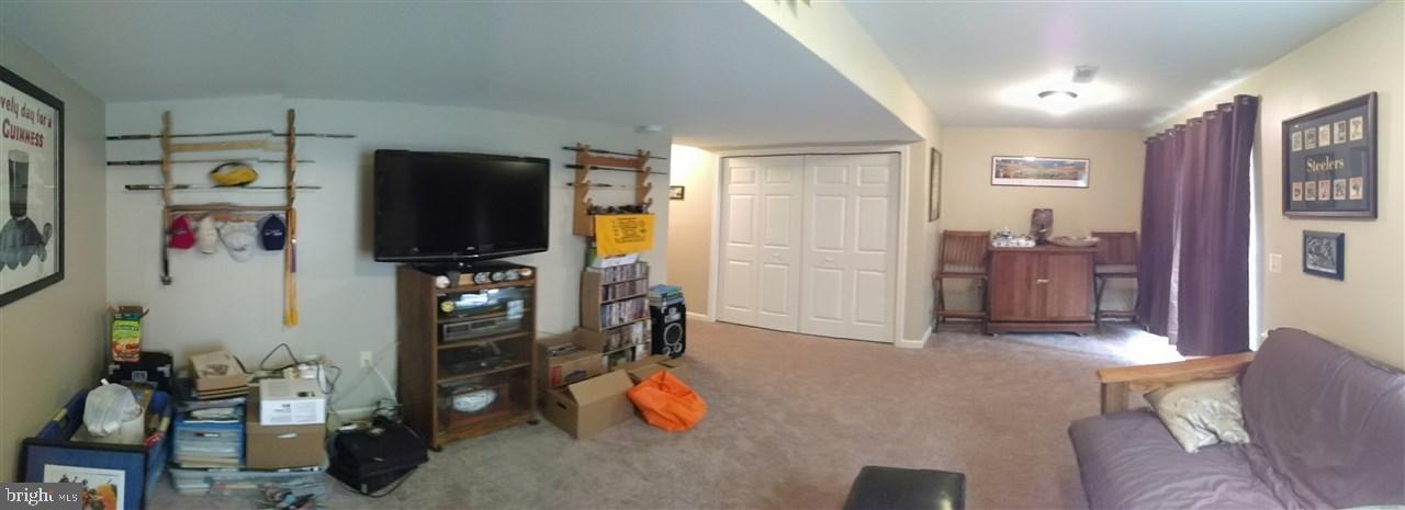 ENCLAVE AT HUNTER CREEK - Residential