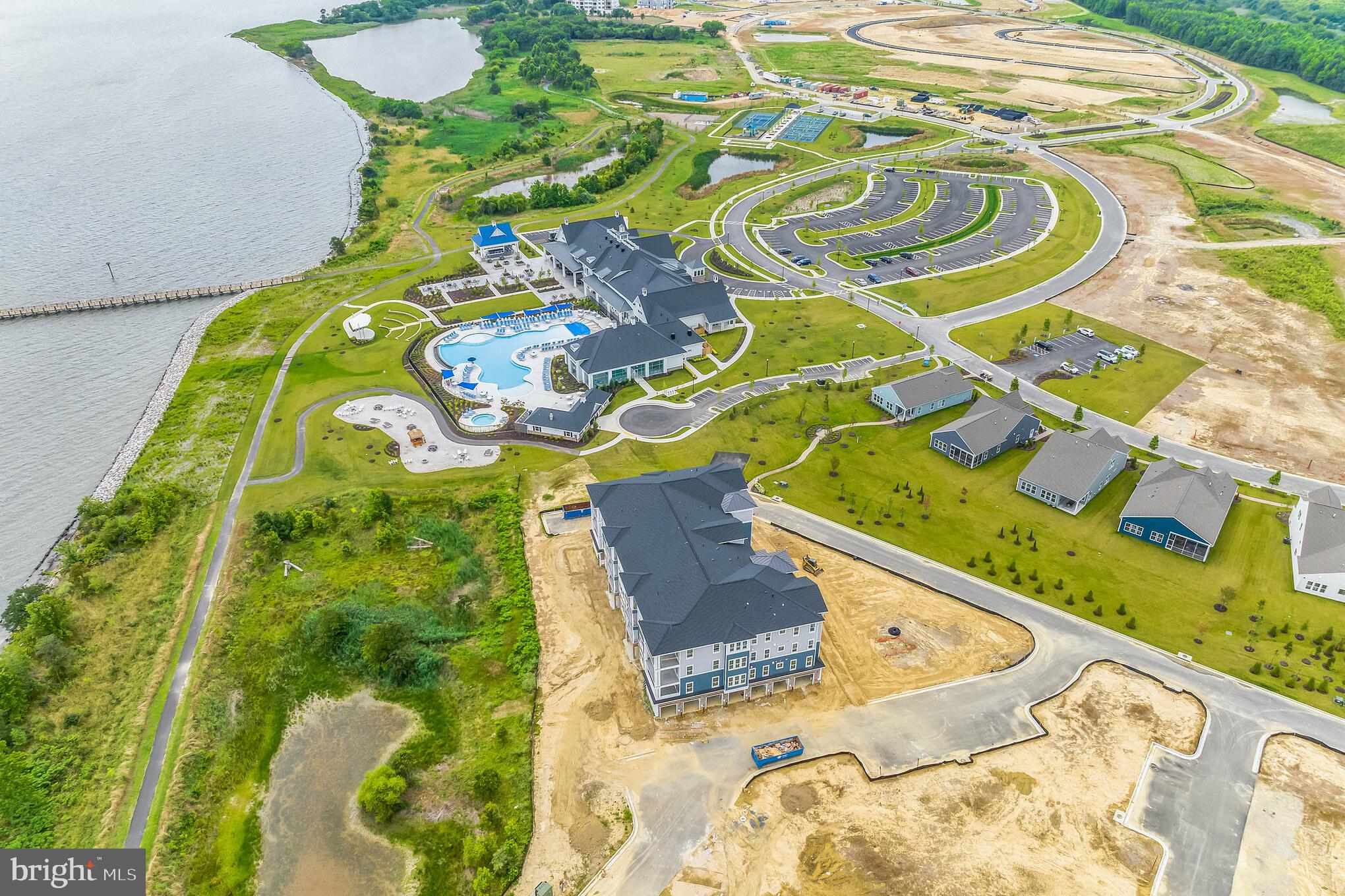 FOUR SEASONS AT KENT ISLAND - Residential