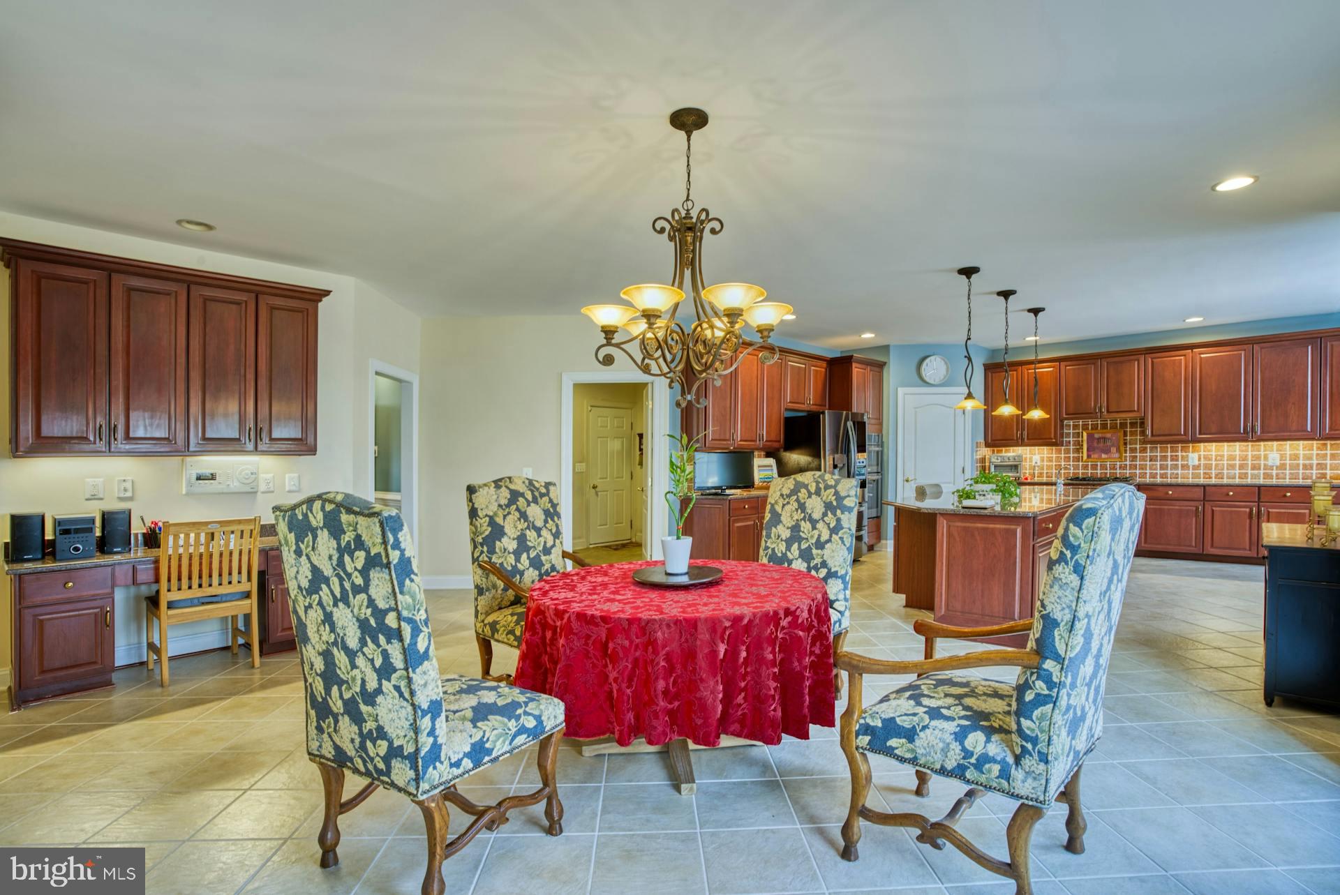 DOMINION VALLEY COUNTRY CLUB - Residential