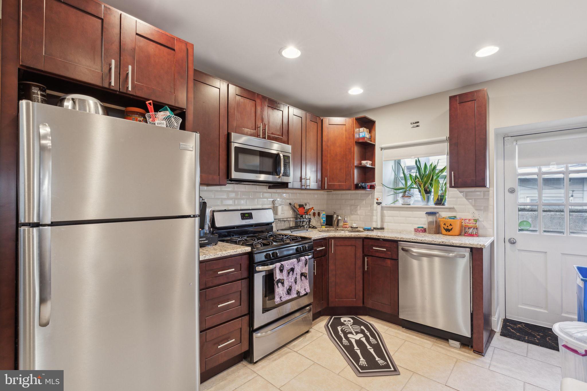 WHITMAN - Residential