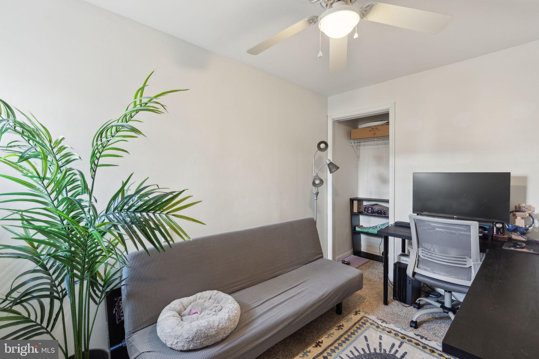 WHITMAN - Residential