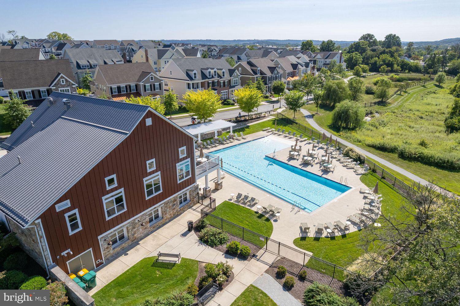 SPRING OAK - Residential