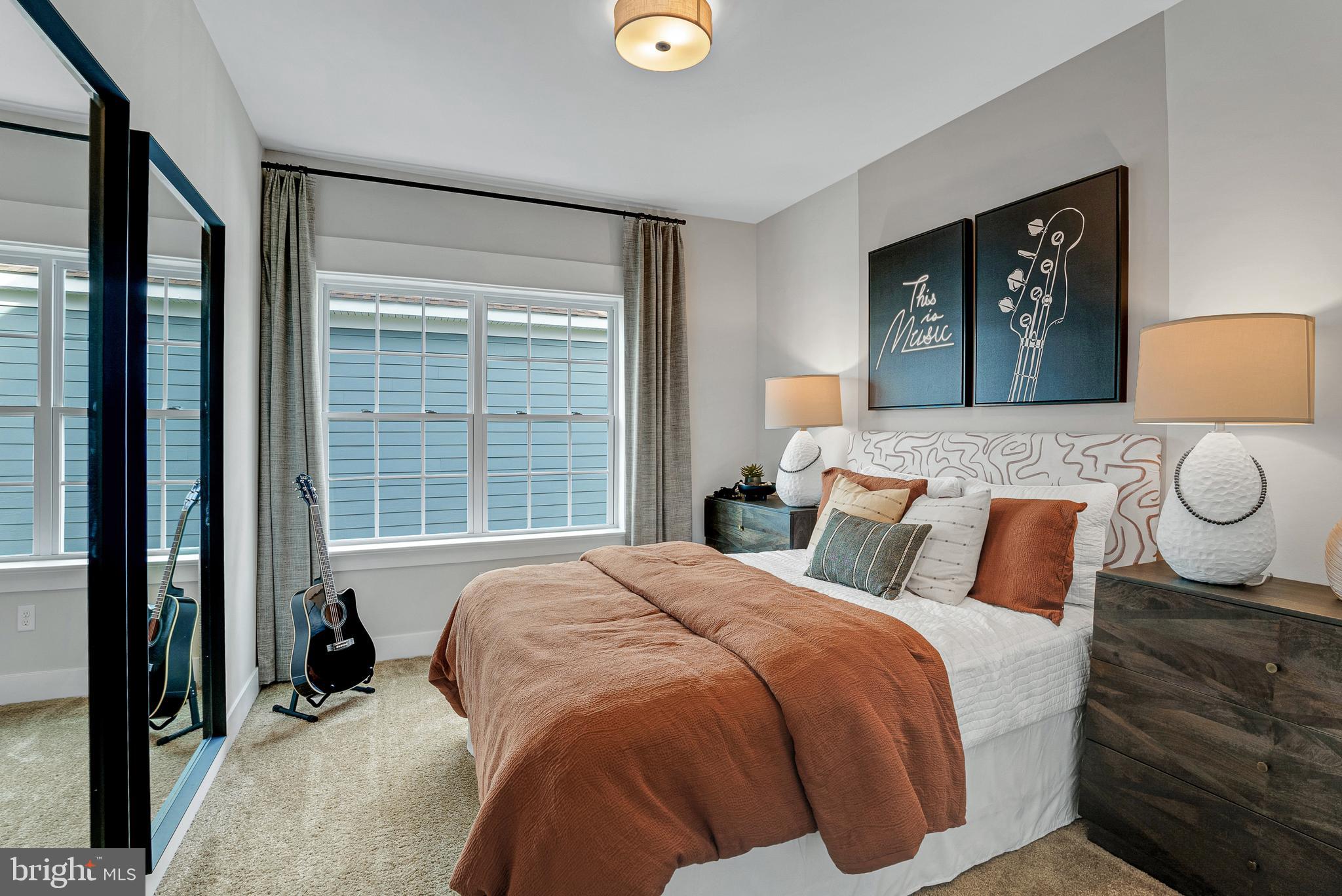 SPRING OAK - Residential