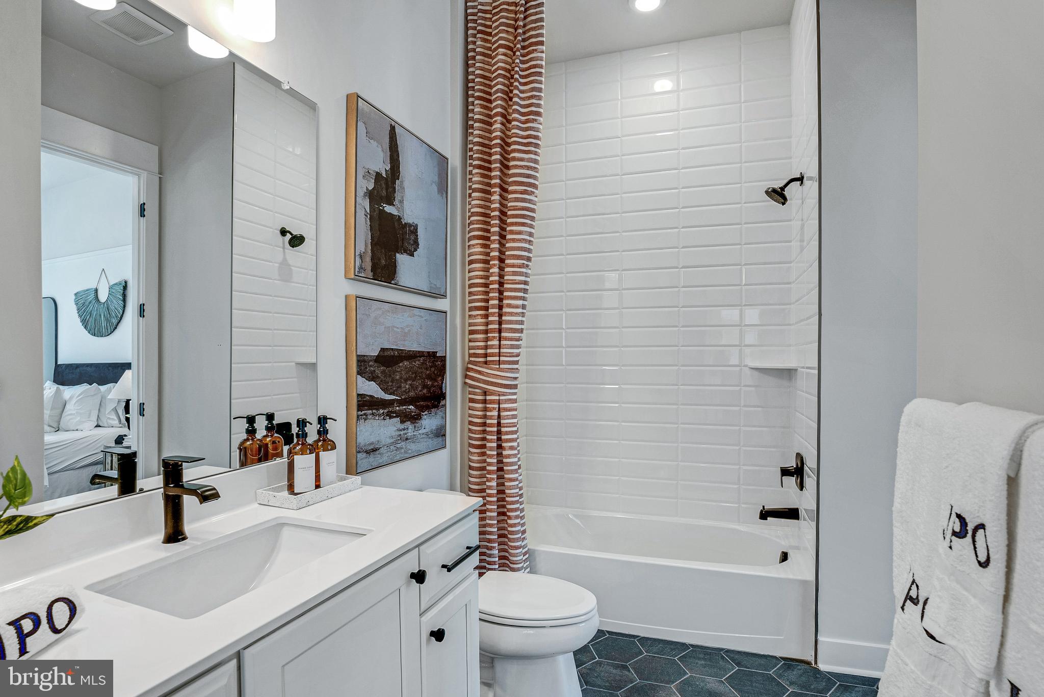 SPRING OAK - Residential