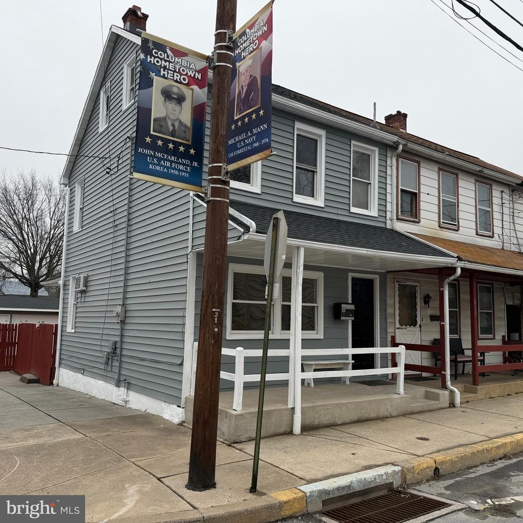 Photo of 601 Manor Street, COLUMBIA, PA 17512 (MLS # PALA2084130)