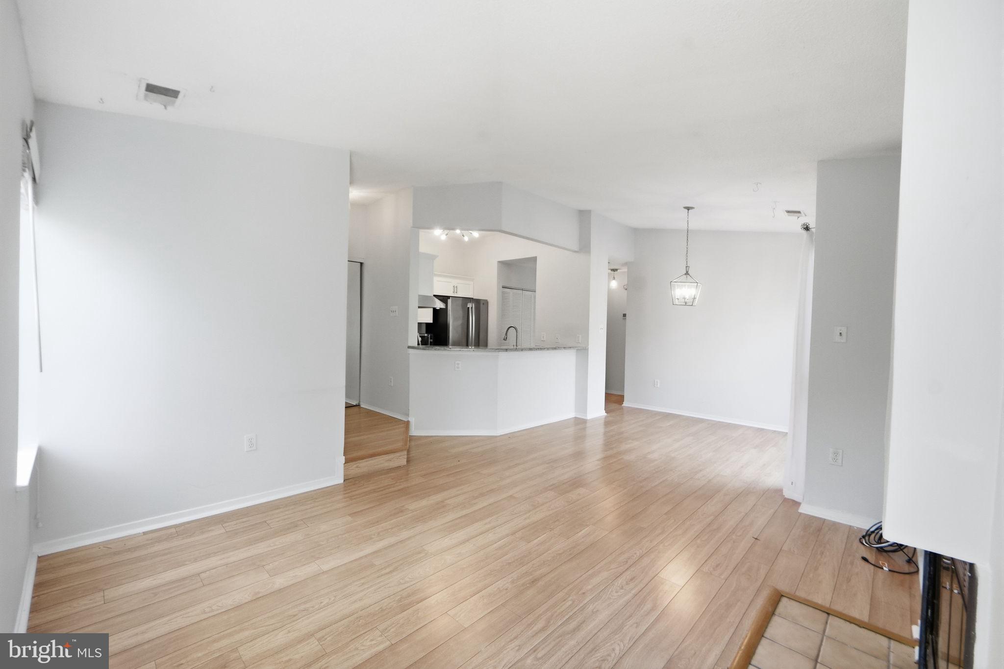 VILLA RIDGE CONDOMINIUMS - Residential