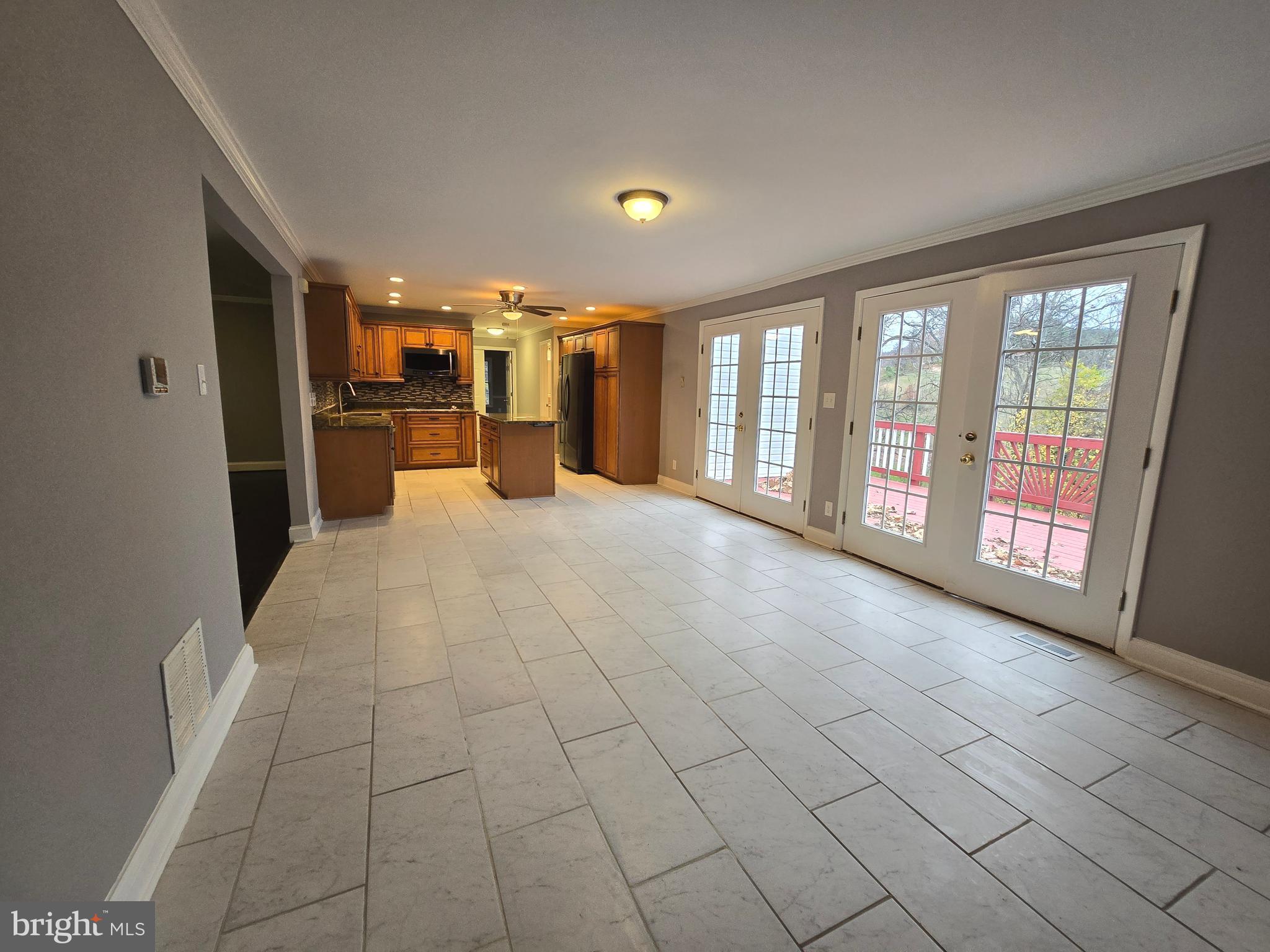 AMANDAS RIDGE - Residential