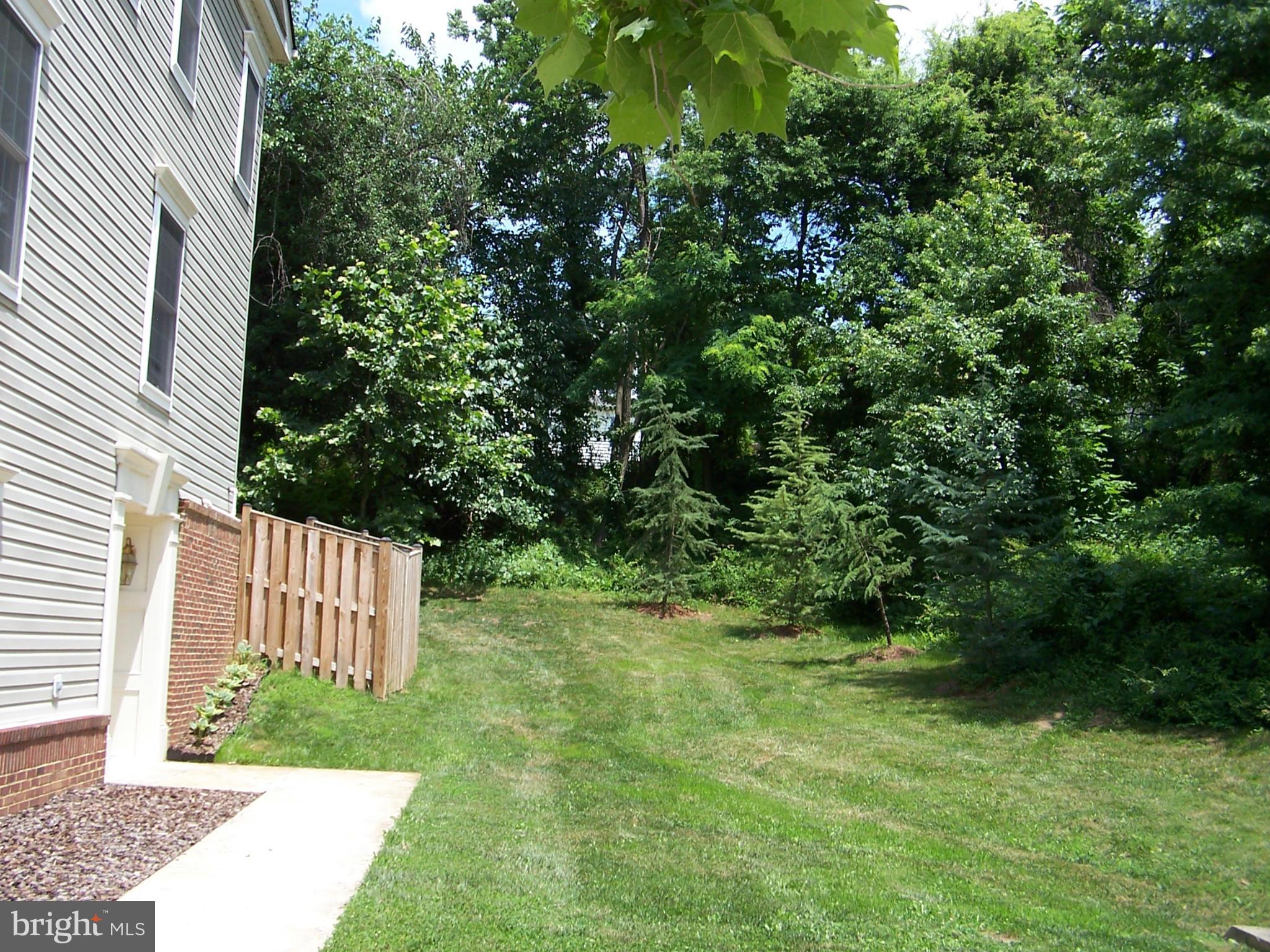 HOLLY ACRES - Residential