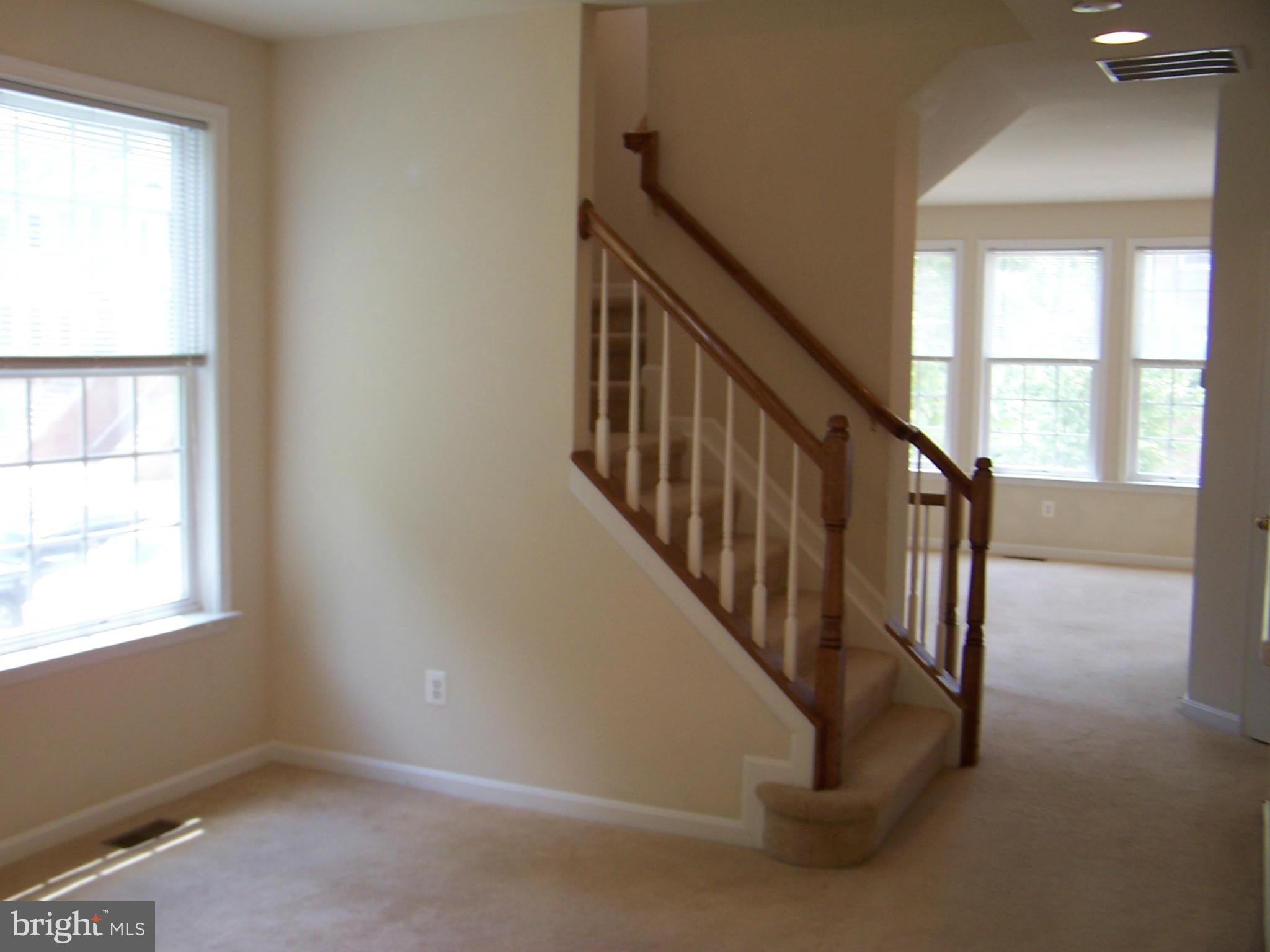 HOLLY ACRES - Residential